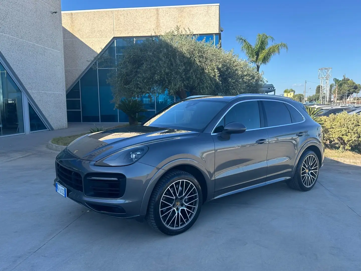 Porsche Cayenne 3.0 offerta T-Stock prezzo imperdibile Gris - 1