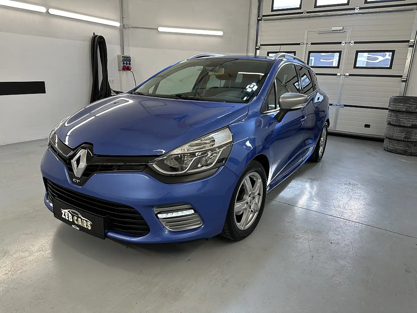 Renault Clio Grandtour TCe 120 EDC GT Blau - 1