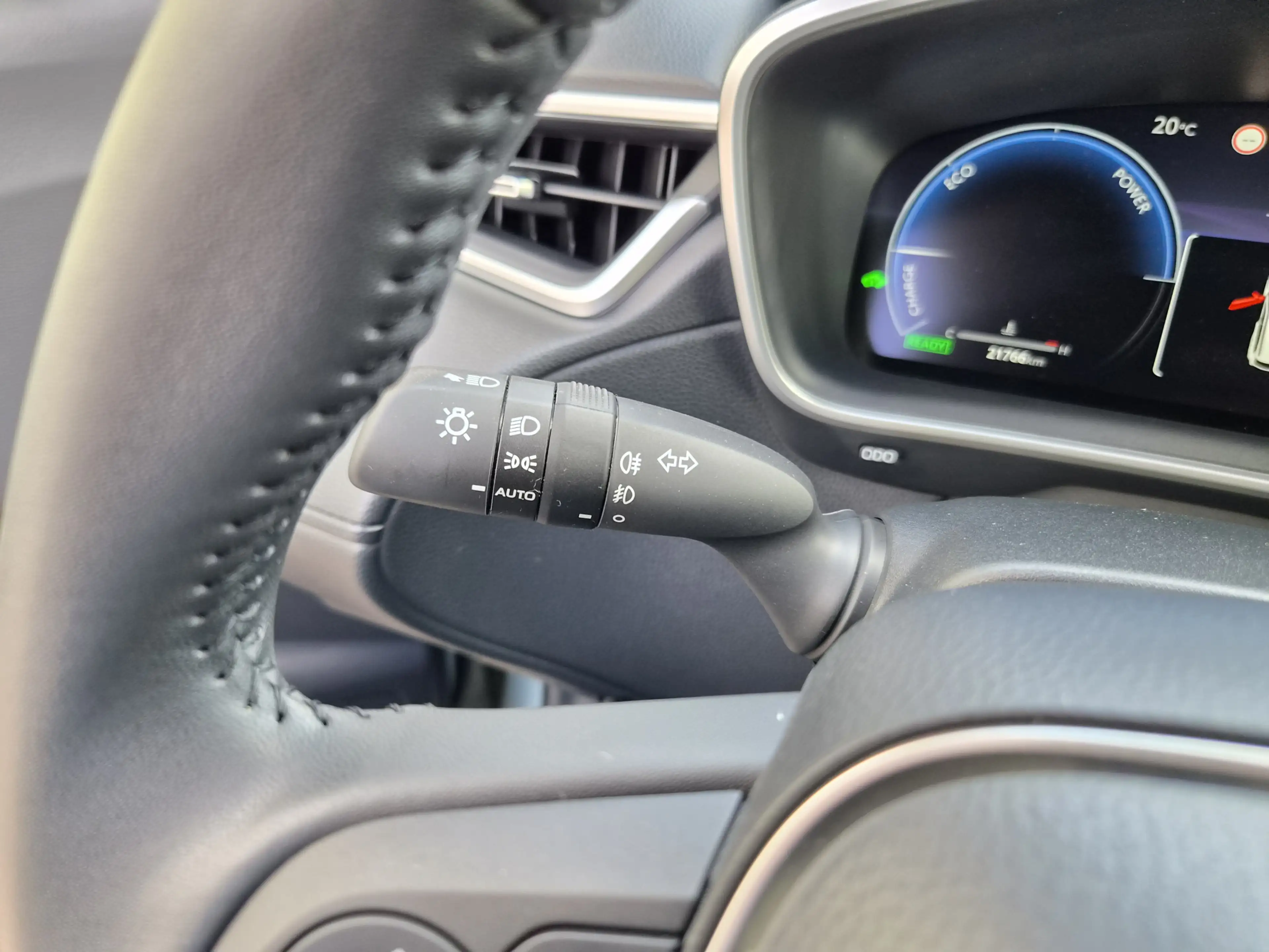 Toyota Corolla Cross Hybrid 140 Dynamic Navi Climaat Ad Cruise Apple/An — photo 20