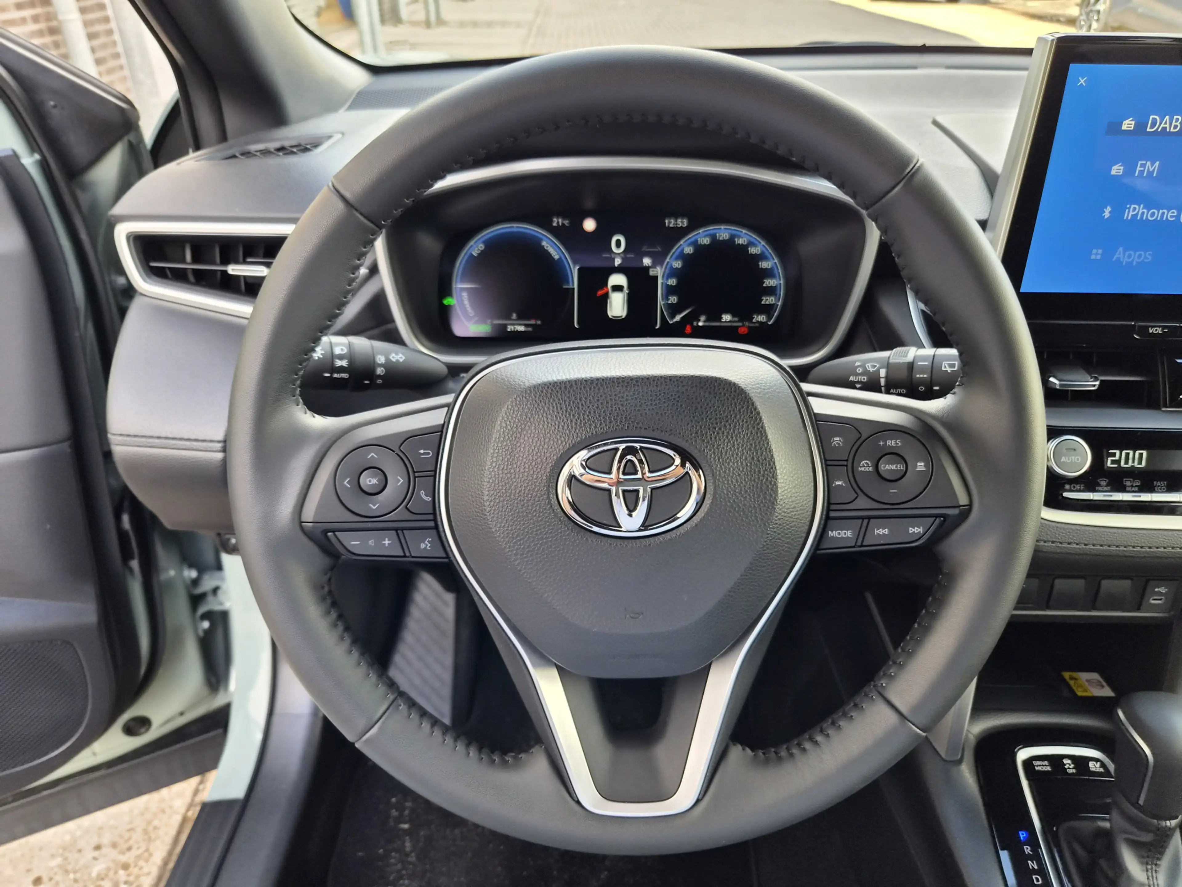 Toyota Corolla Cross Hybrid 140 Dynamic Navi Climaat Ad Cruise Apple/An — photo 8