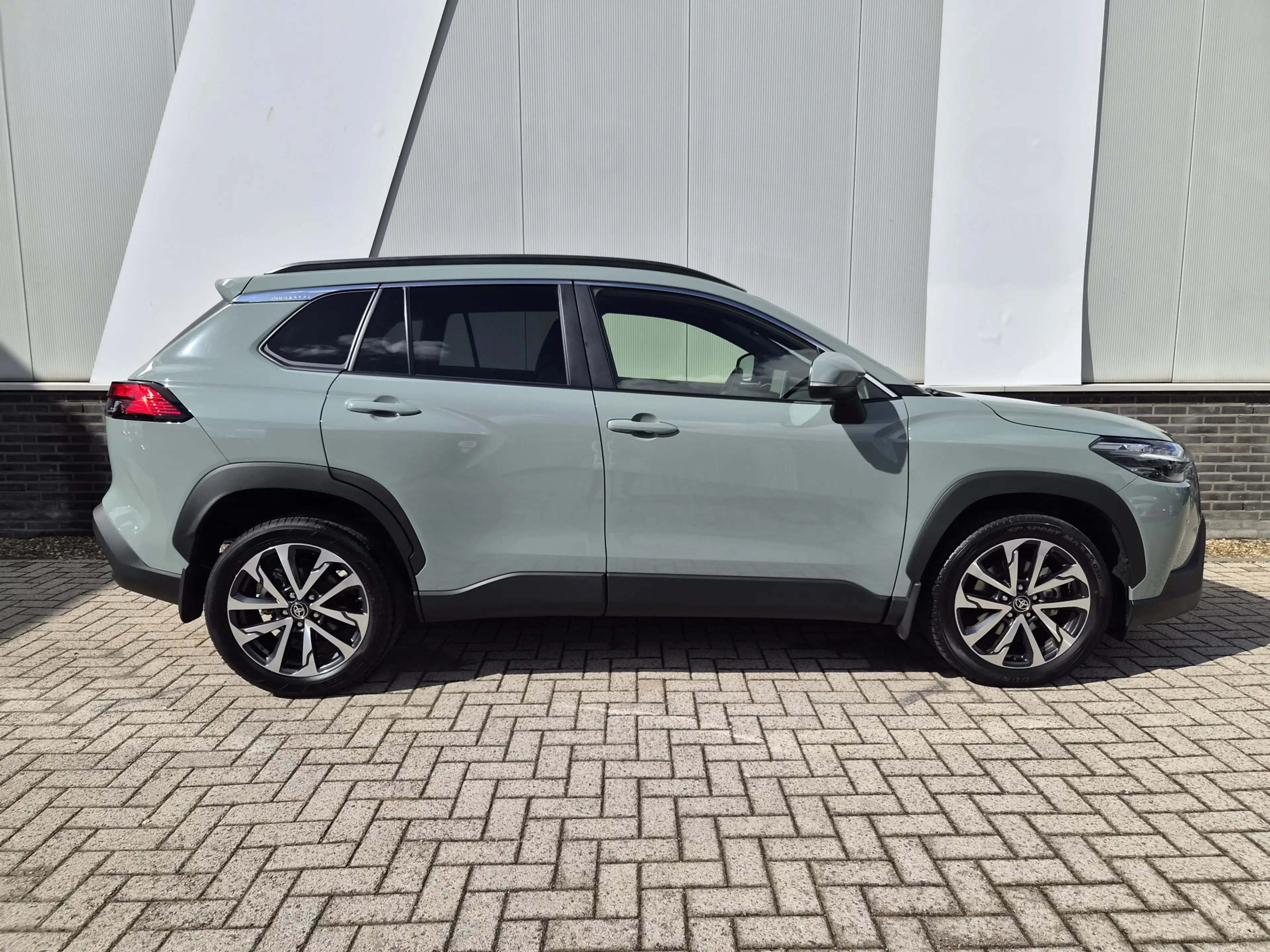 Toyota Corolla Cross Hybrid 140 Dynamic Navi Climaat Ad Cruise Apple/An — photo 6
