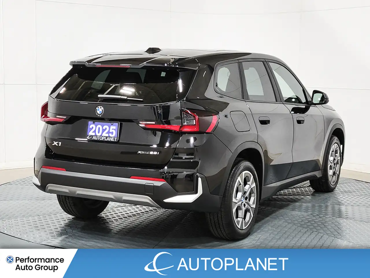BMW X1 снимка BMW X1