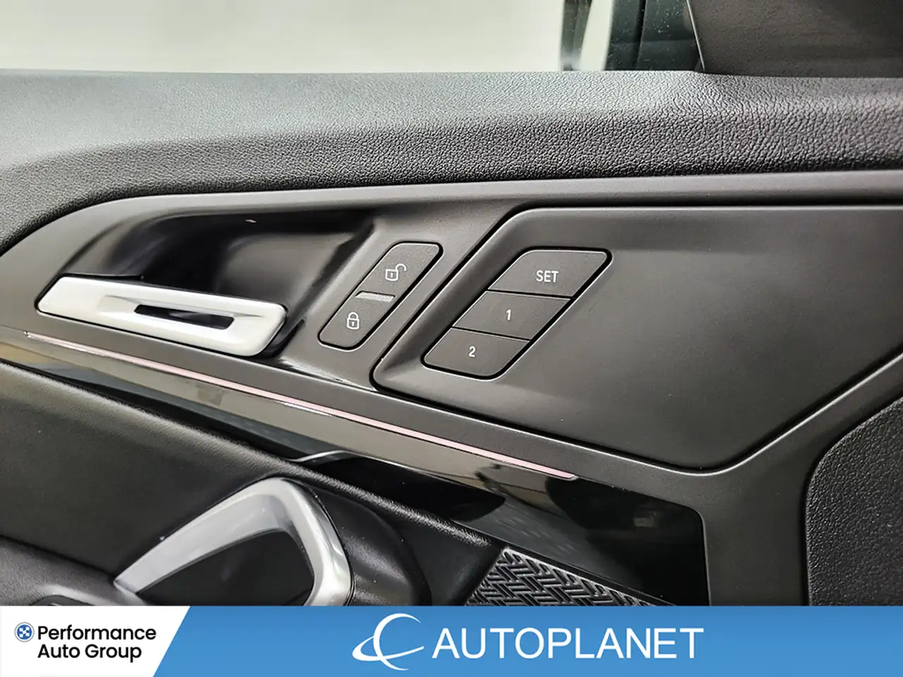 BMW X1 снимка BMW X1