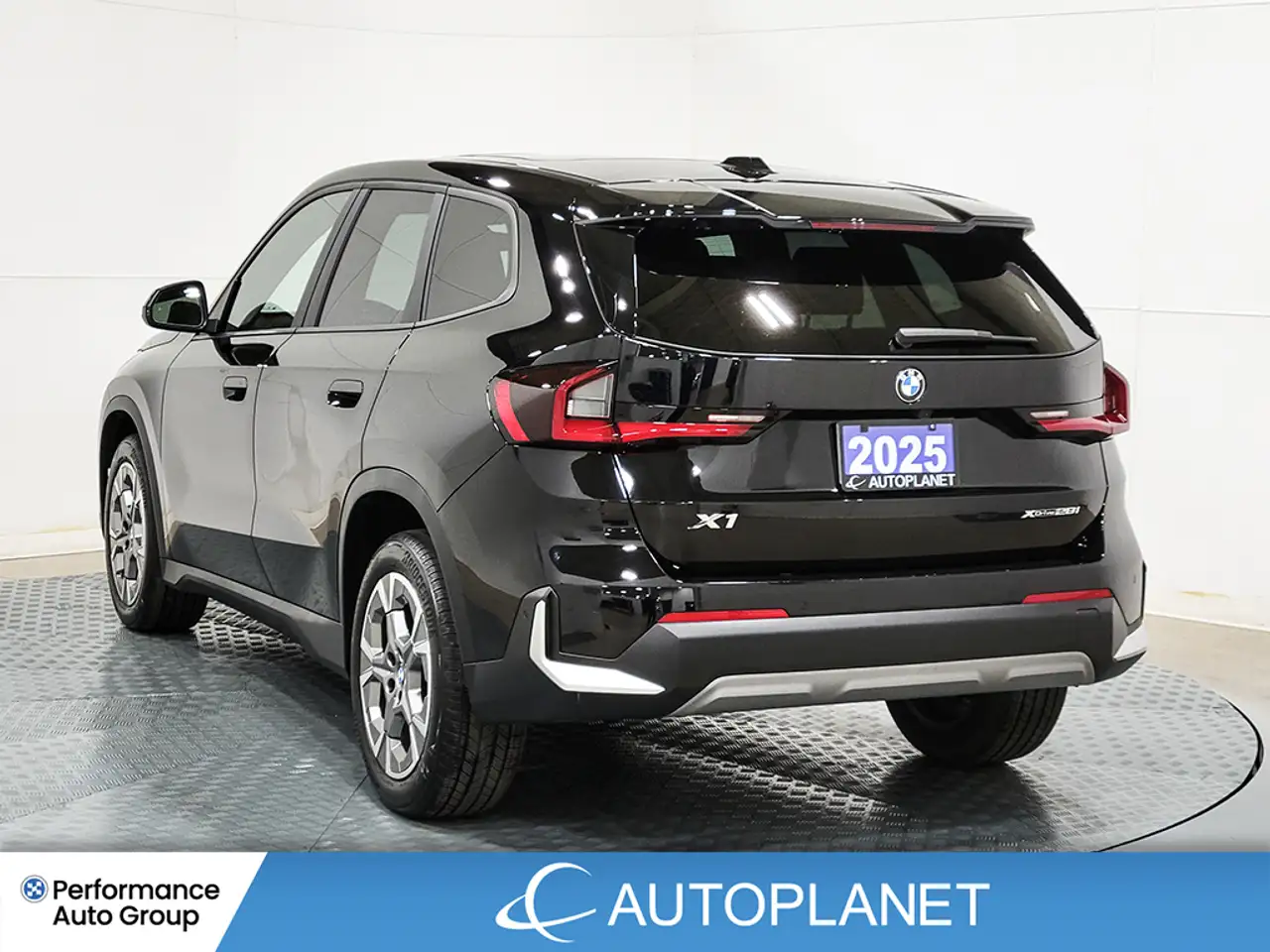 BMW X1 снимка BMW X1