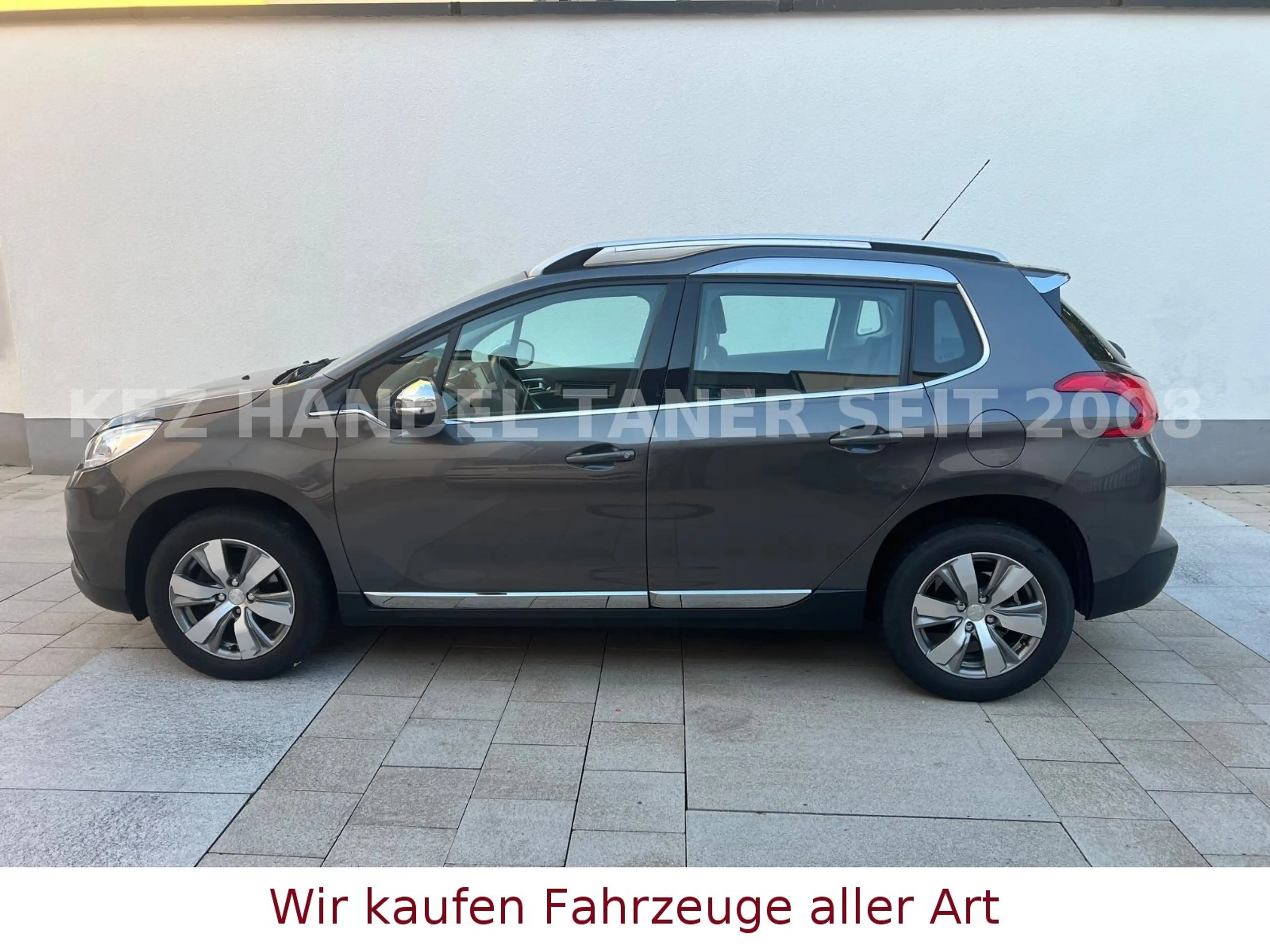 Peugeot 2008 Allure — photo 10