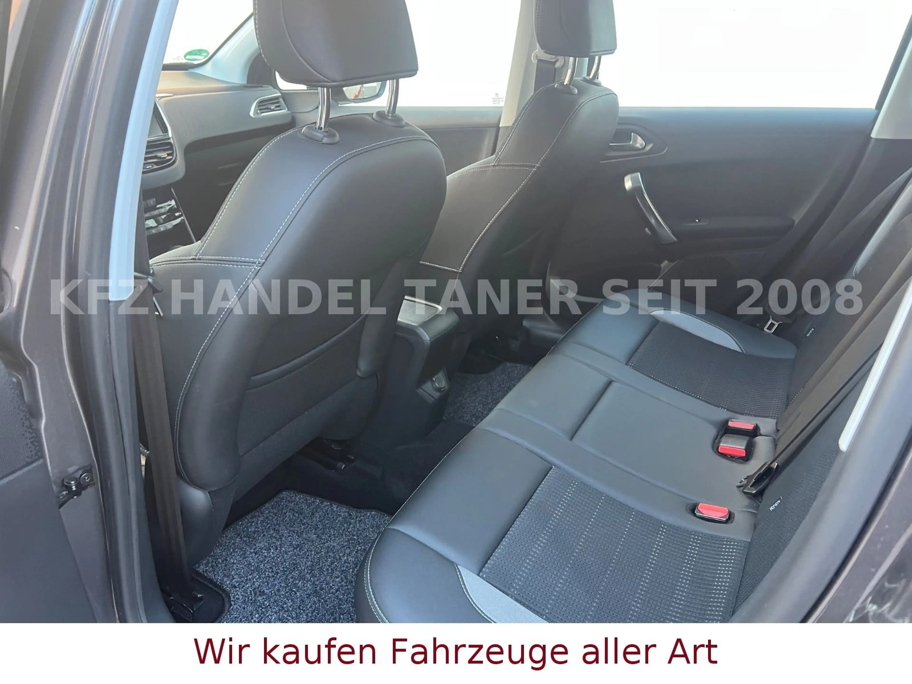Peugeot 2008 Allure — photo 14