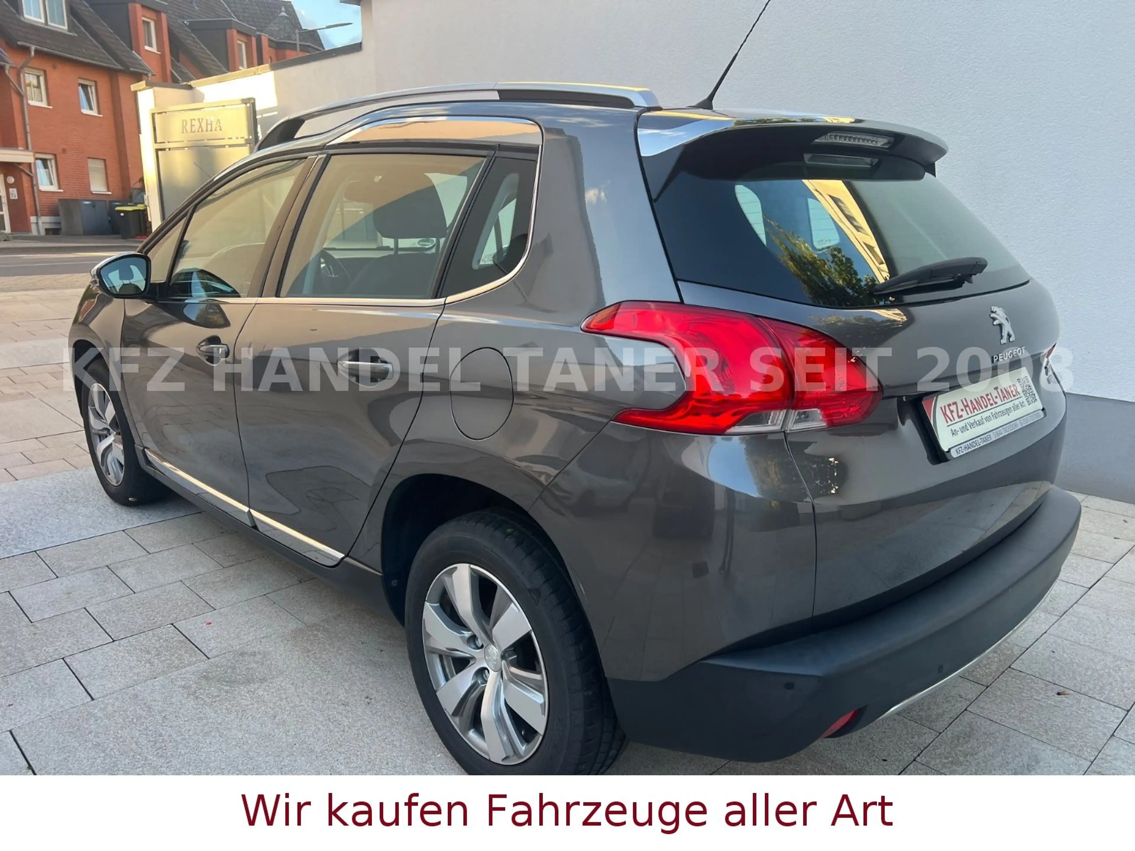 Peugeot 2008 Allure — photo 9