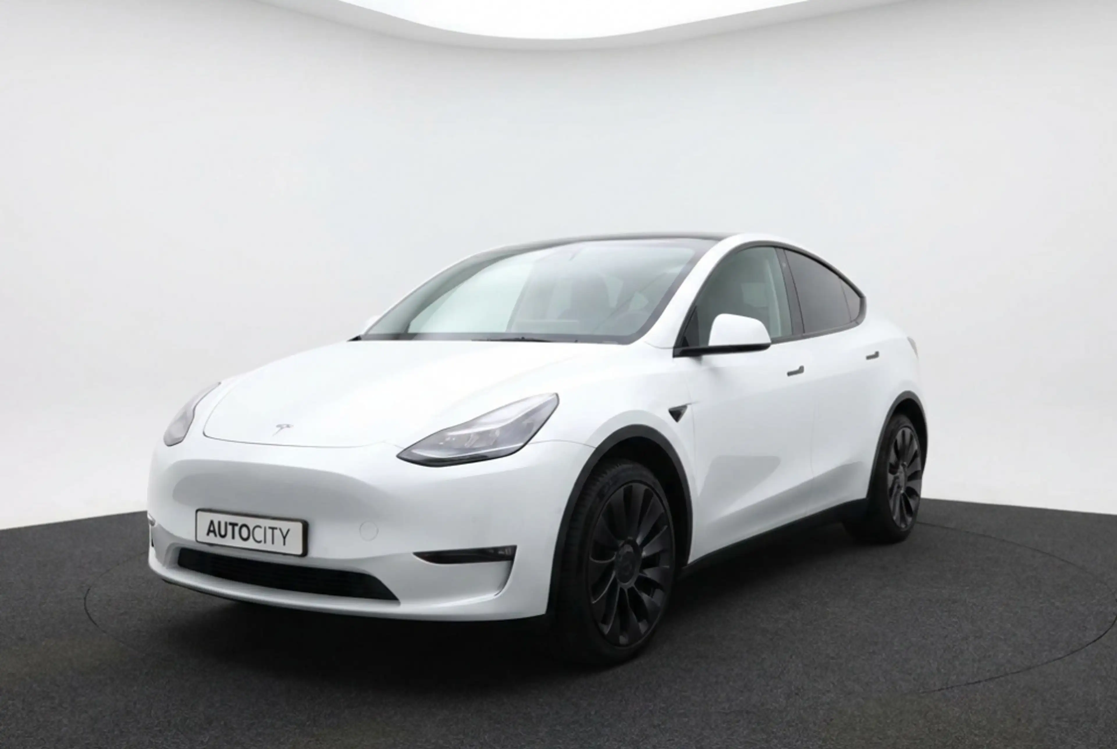 Tesla Model Y Long Range AWD 75kWh Full Self Driving l Warmtepom