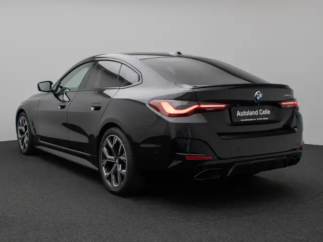 BMW 4 Series view 9