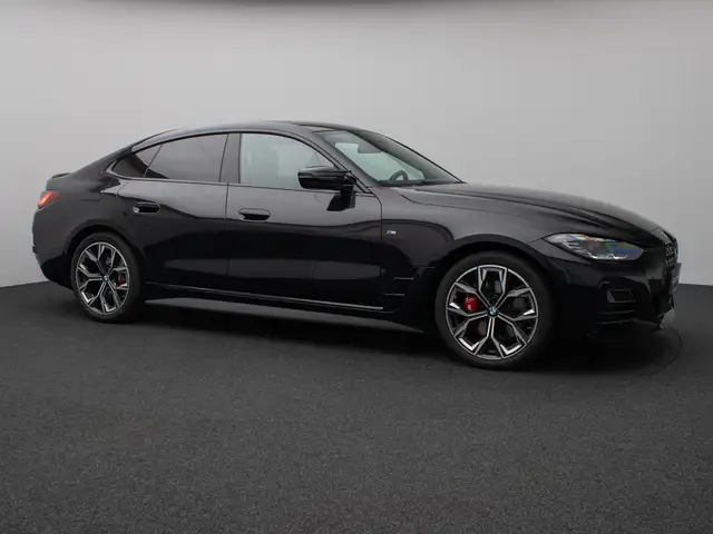 BMW 4 Series view 4