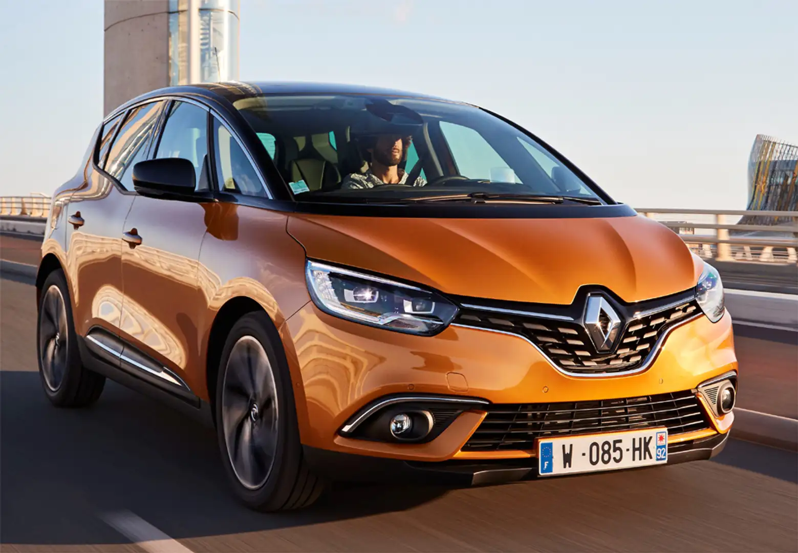 Renault Scenic 1.9dCi Family Edition Marrón - 2