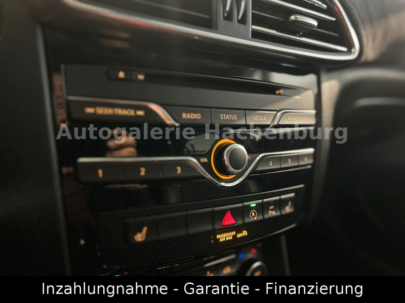 Infiniti Q30 2.2d AWD Premium/LED/LEDER/Navi/GARNATIE/E6 — photo 14
