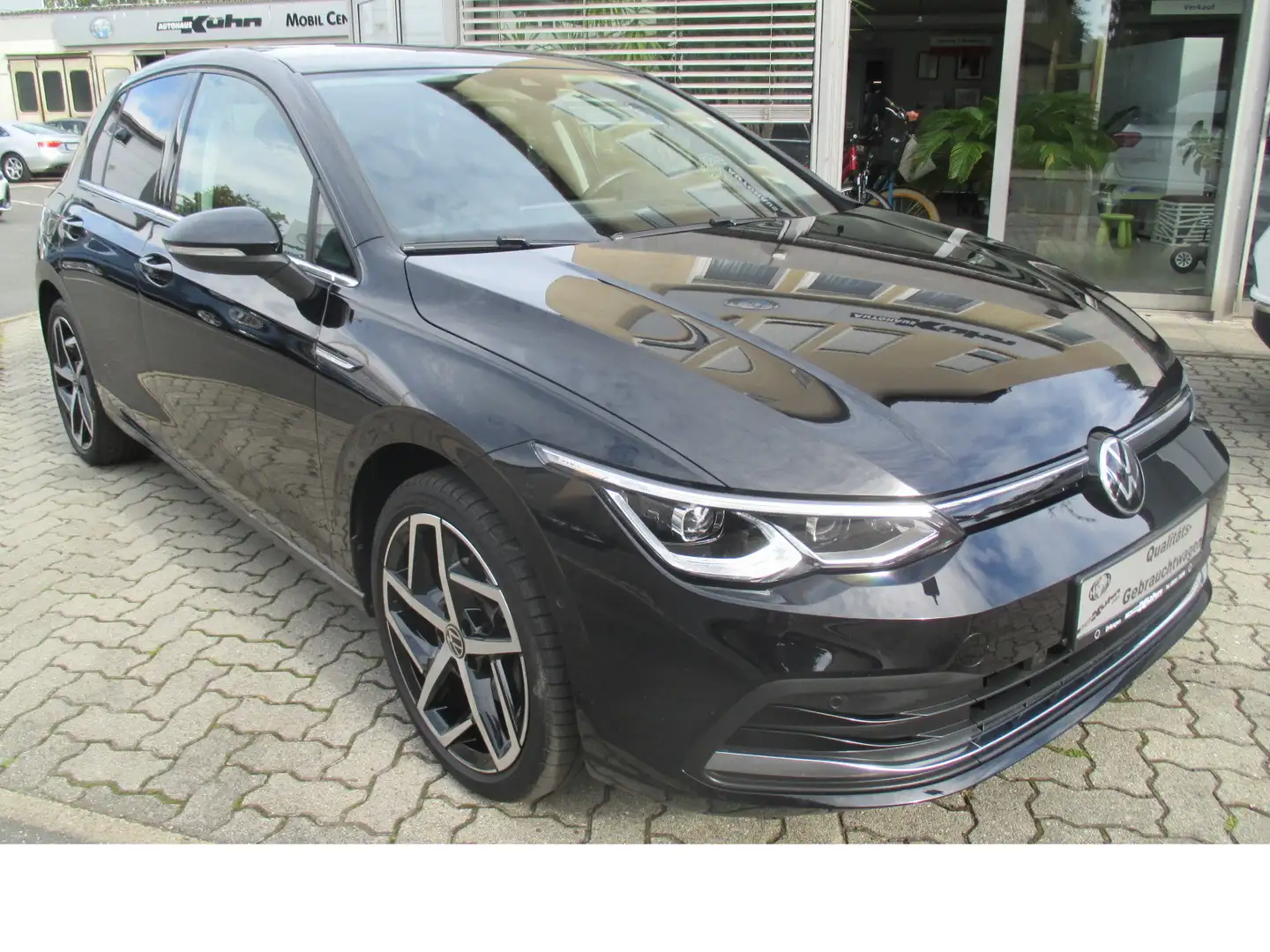 Volkswagen Golf Style eTSI DSG Pano/ Matrix/ HeadUp/ Standh/ etc. Schwarz - 1
