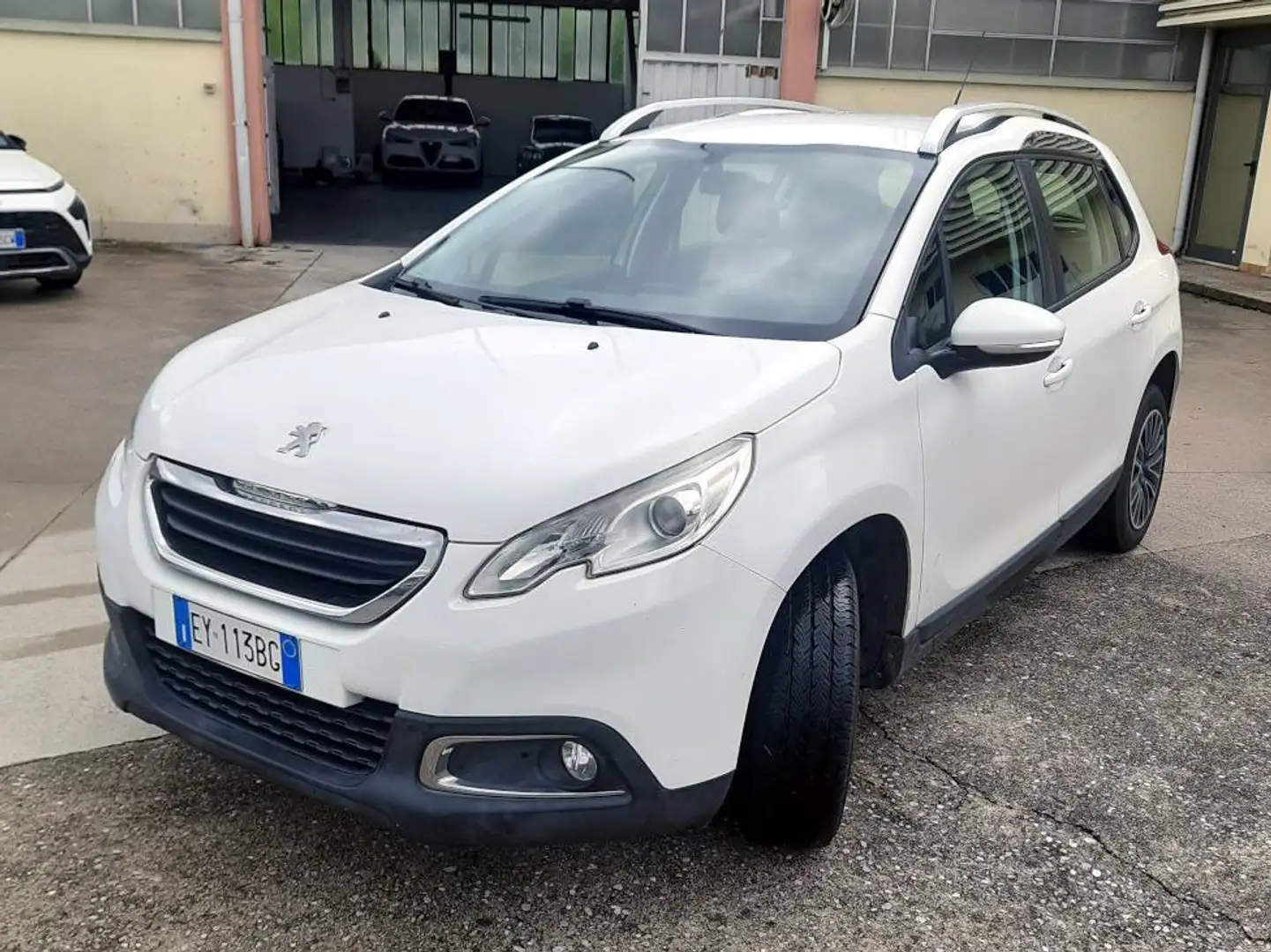 Peugeot 2008 1.4 hdi 8v Active 68cv Alb - 1
