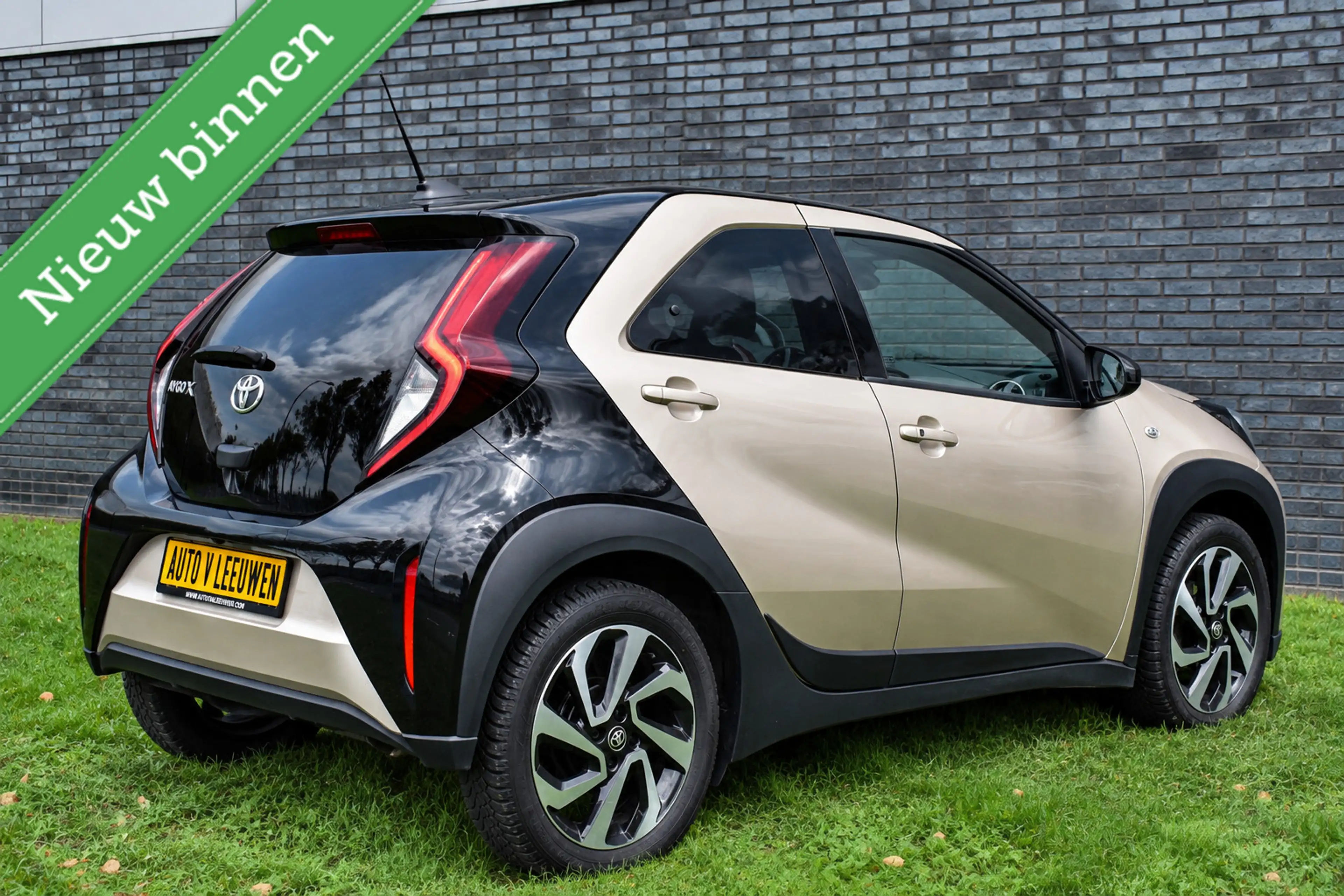 Toyota Aygo X 1.0 VVT-i S-CVT Pulse GOLD AUTOMAAT/STOELVW/CAMERA — photo 2