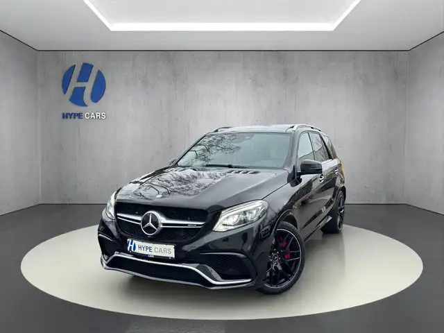 Mercedes-Benz GLE 63 AMG GLE 63 S AMG 4M LED Pano DTR RFK H/K Massage 21Z