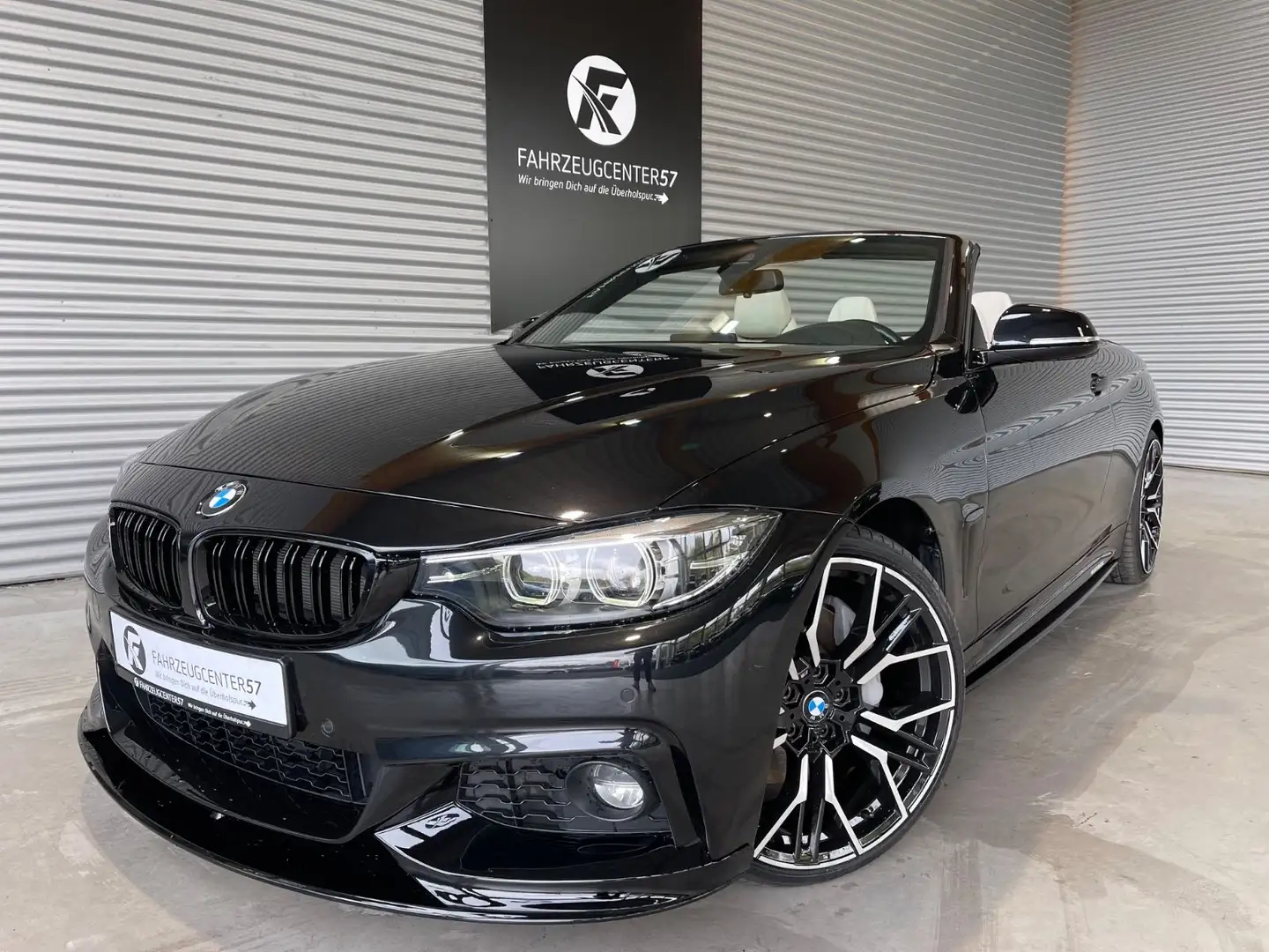 BMW 440 i Cabrio M-PAKET/H&K/HUD/CARPLAY/LED/RFK crna - 1