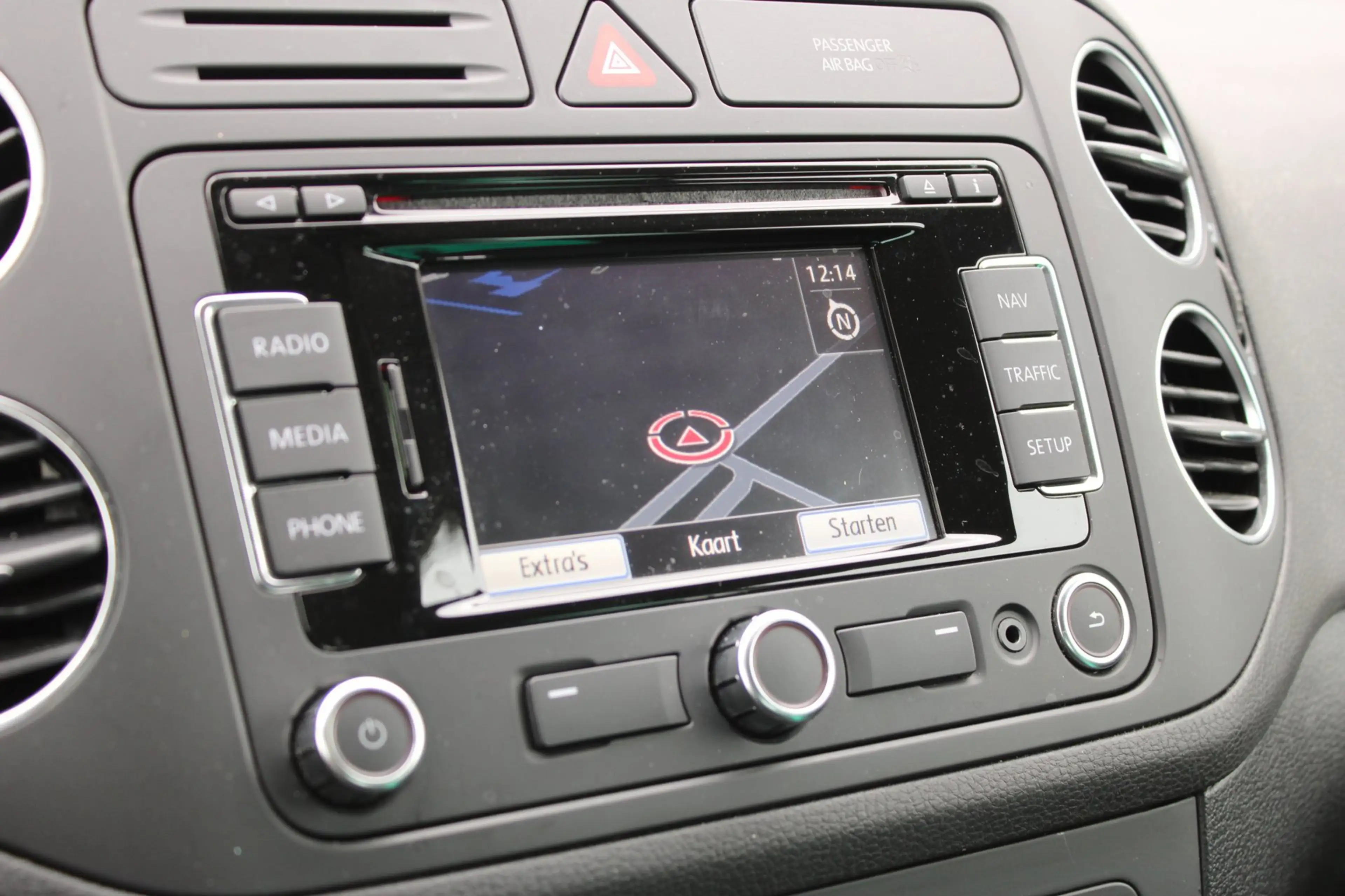 Volkswagen Golf Plus 1.2 TSI Comfortline BlueMotion Navi Xenon PDC 1eEi — photo 8