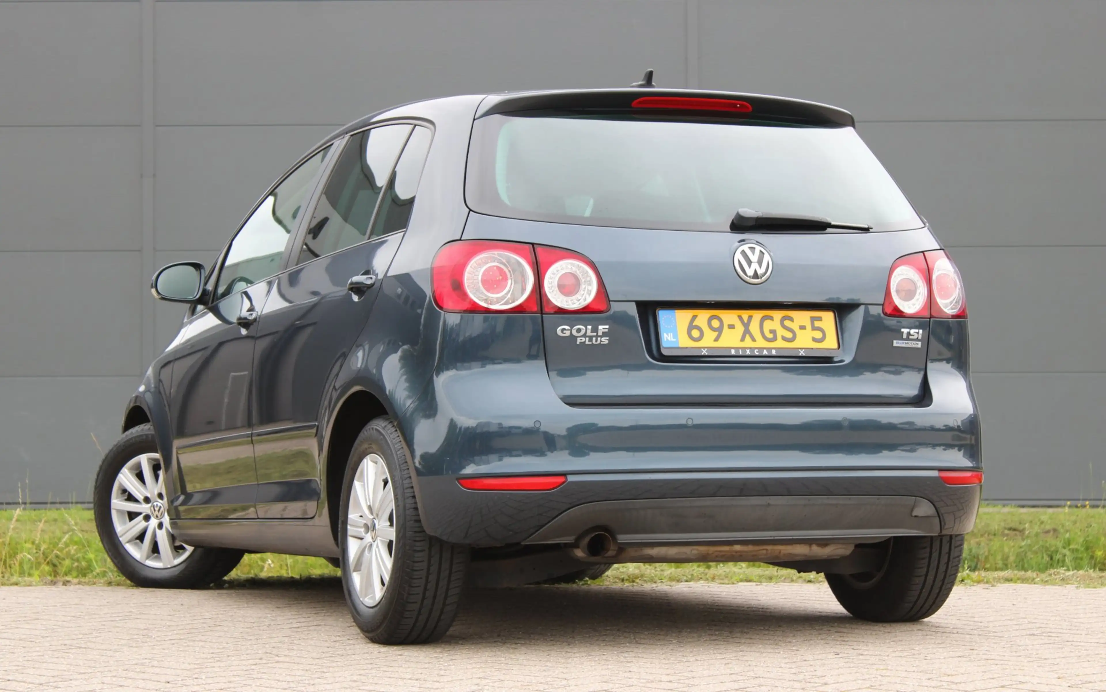 Volkswagen Golf Plus 1.2 TSI Comfortline BlueMotion Navi Xenon PDC 1eEi — photo 3
