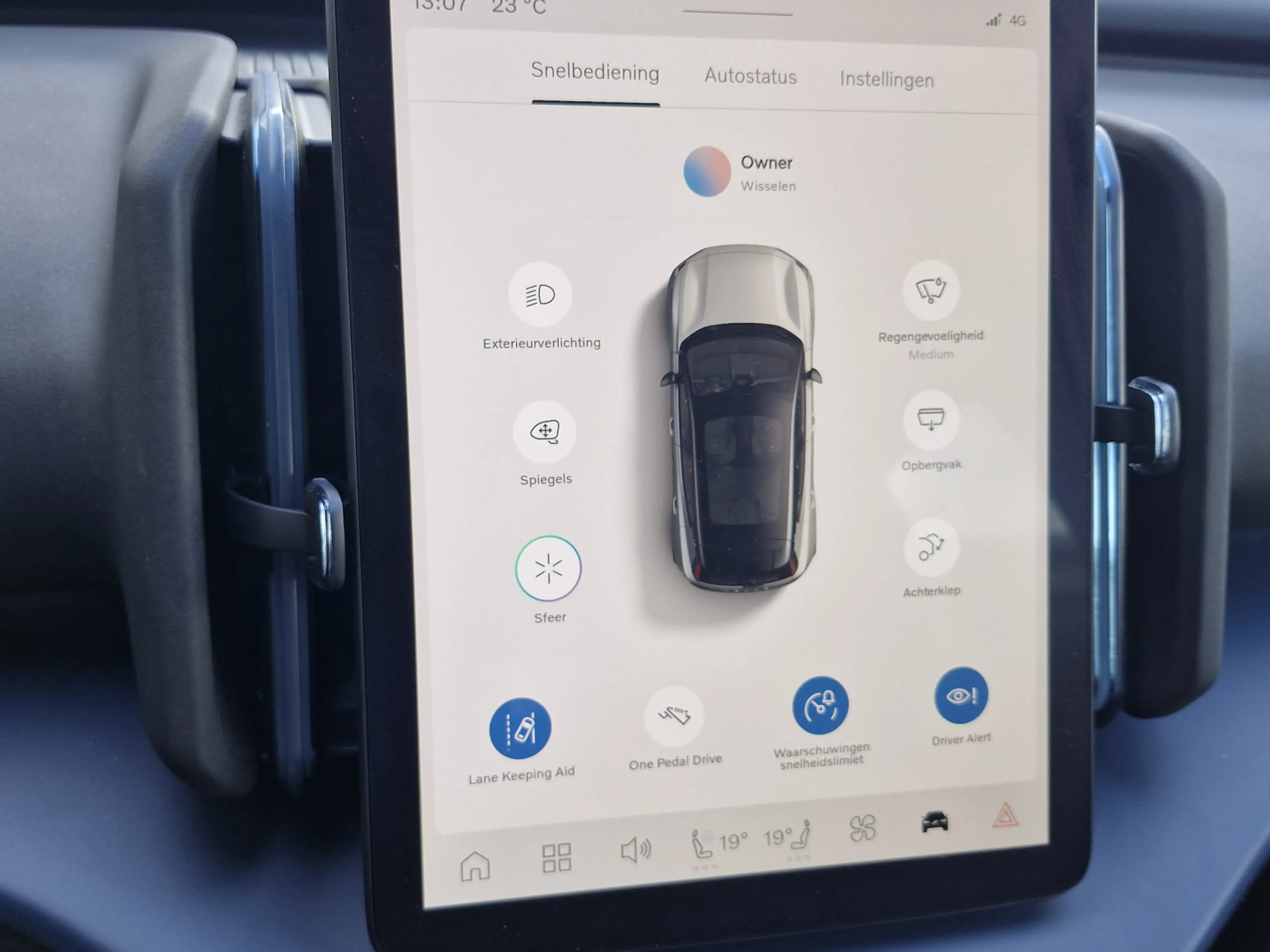 Volvo EX30 Single Motor Extended Range Plus 69 kWh | Warmte p — photo 14