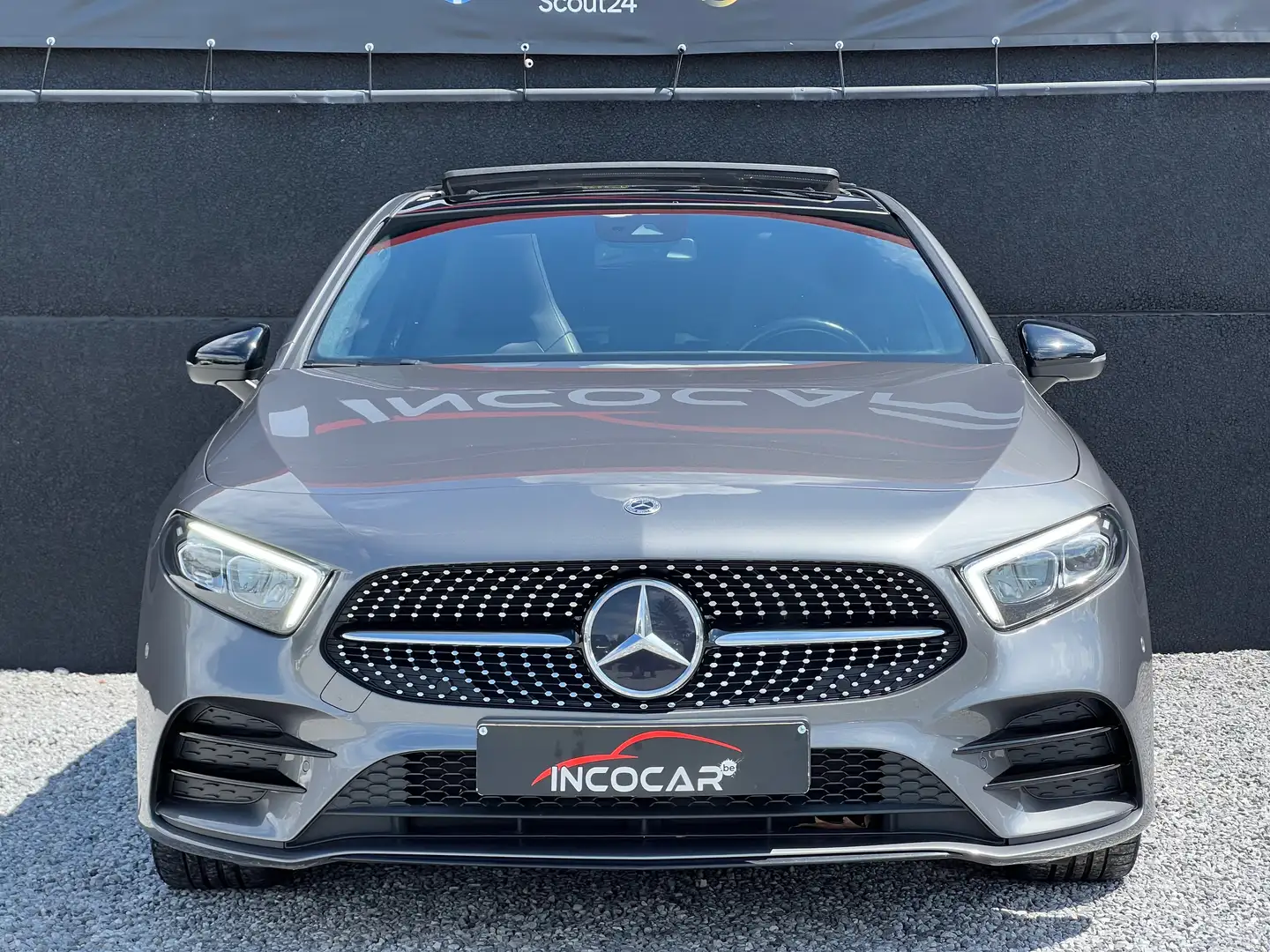 Mercedes-Benz A 180 d // Pack AMG // Toit pano * GARANTIE 1 AN * Gri - 2
