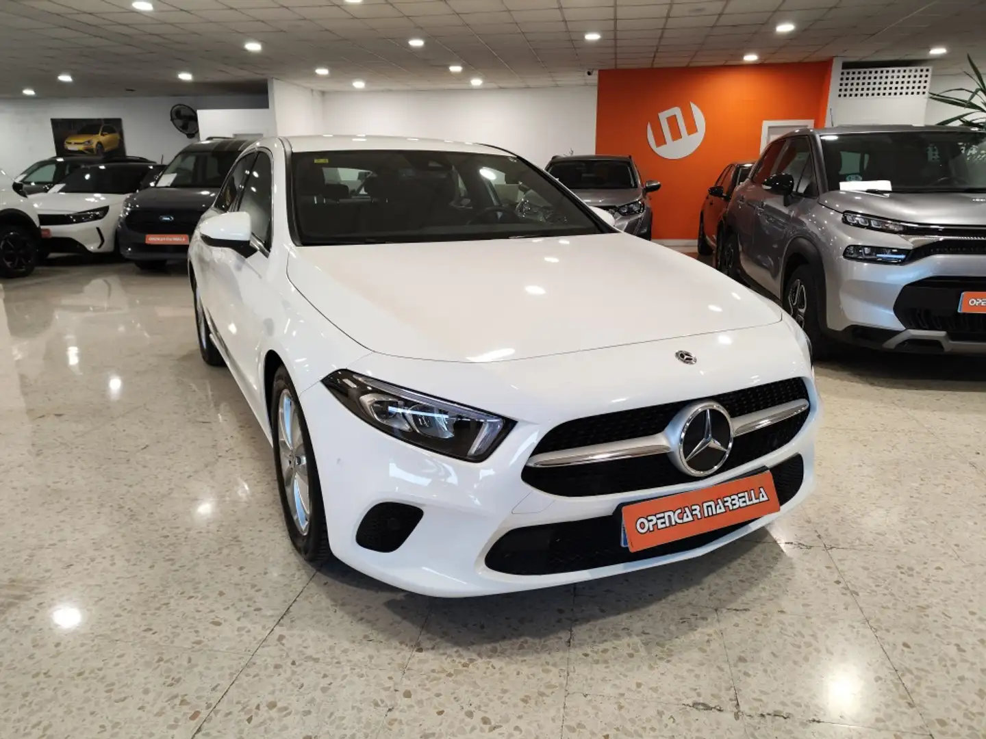 Mercedes-Benz A 180 180d 7G-DCT Blanco - 1