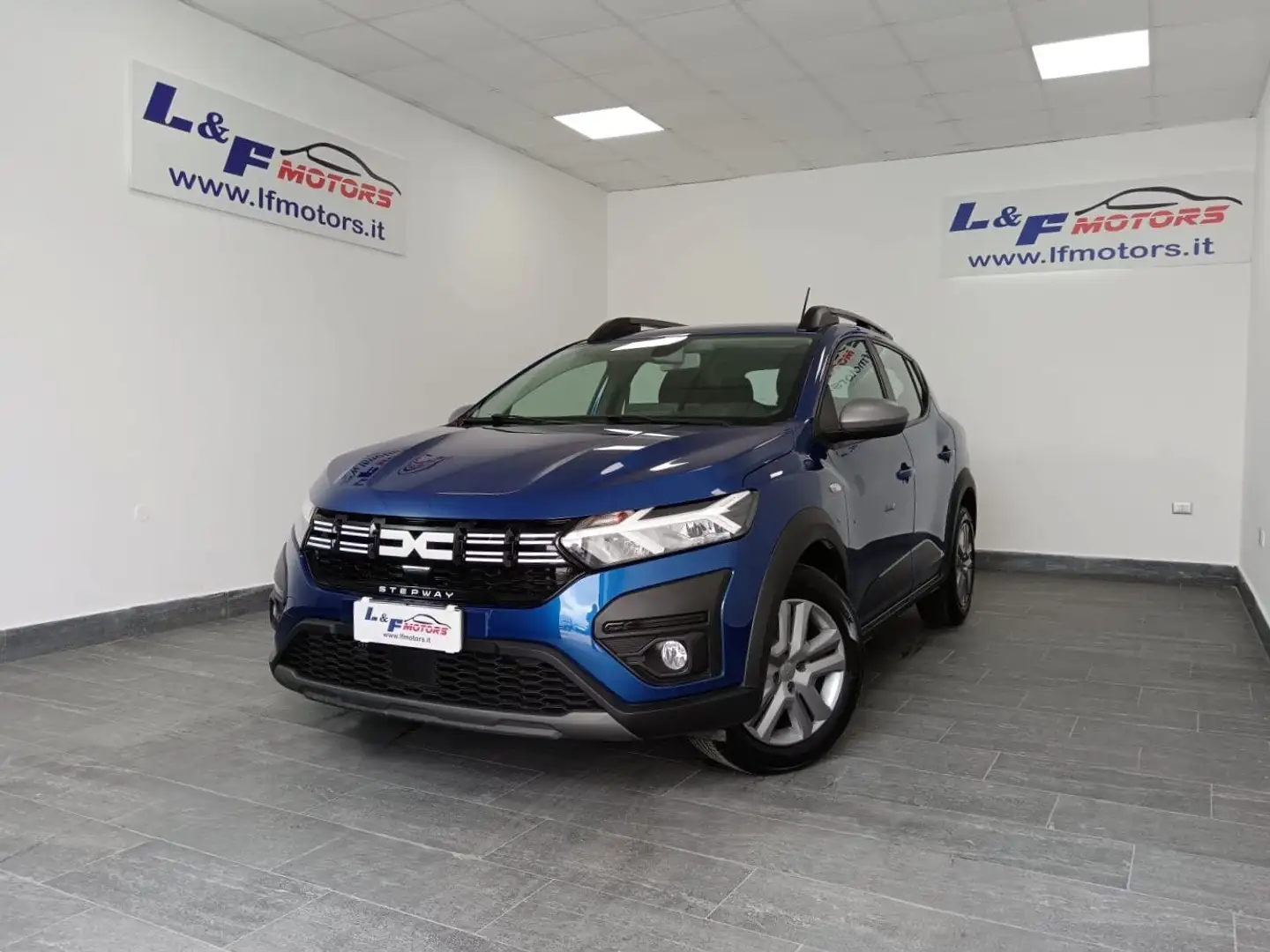 Dacia Sandero Stepway 1.0 TCe ECO-G Comfort Blauw - 1