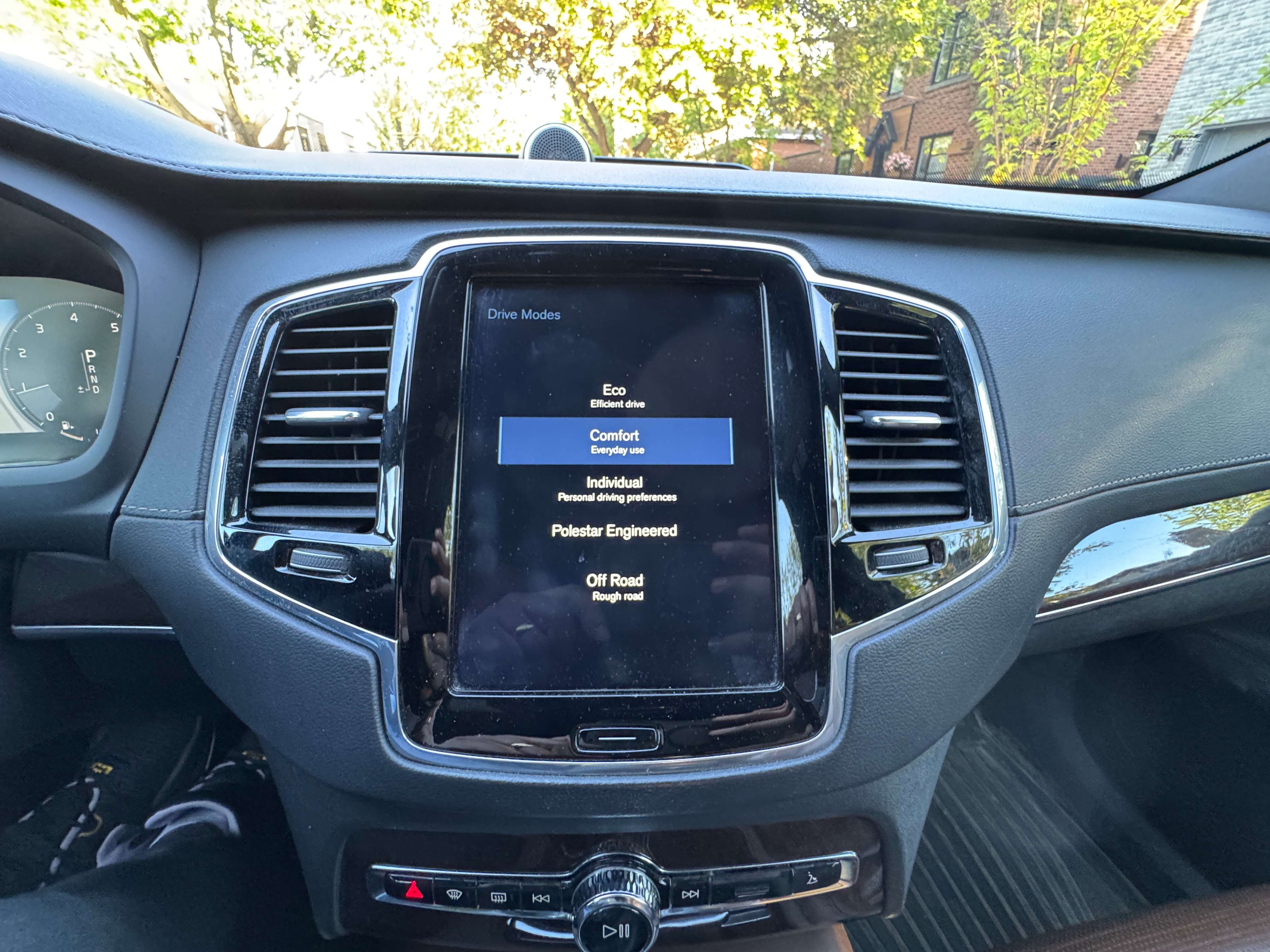 2019 Volvo XC90 Inscription / Fully Loaded / Massage Seats / A1 thumb 26