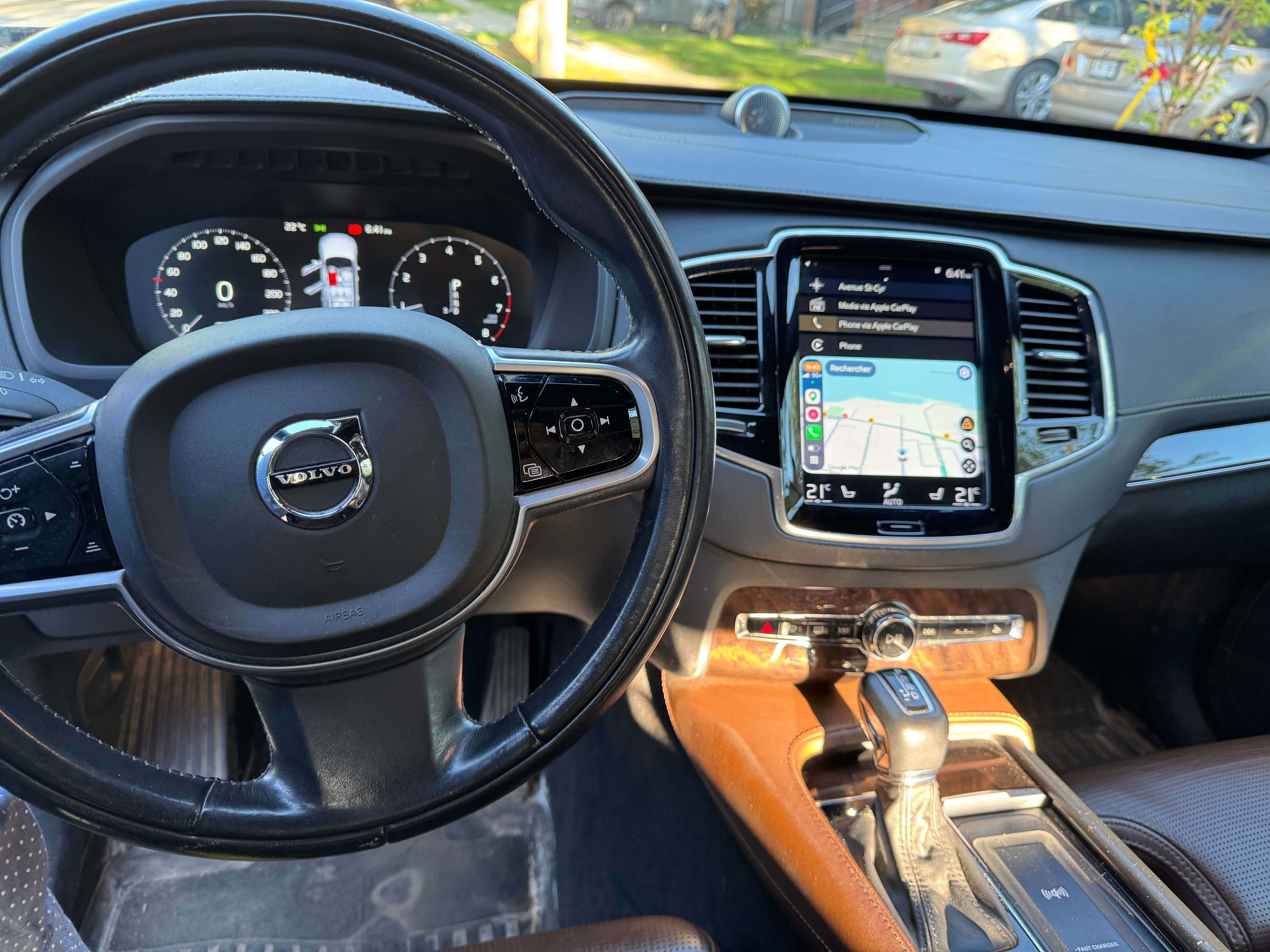 2019 Volvo XC90 Inscription / Fully Loaded / Massage Seats / A1 thumb 19