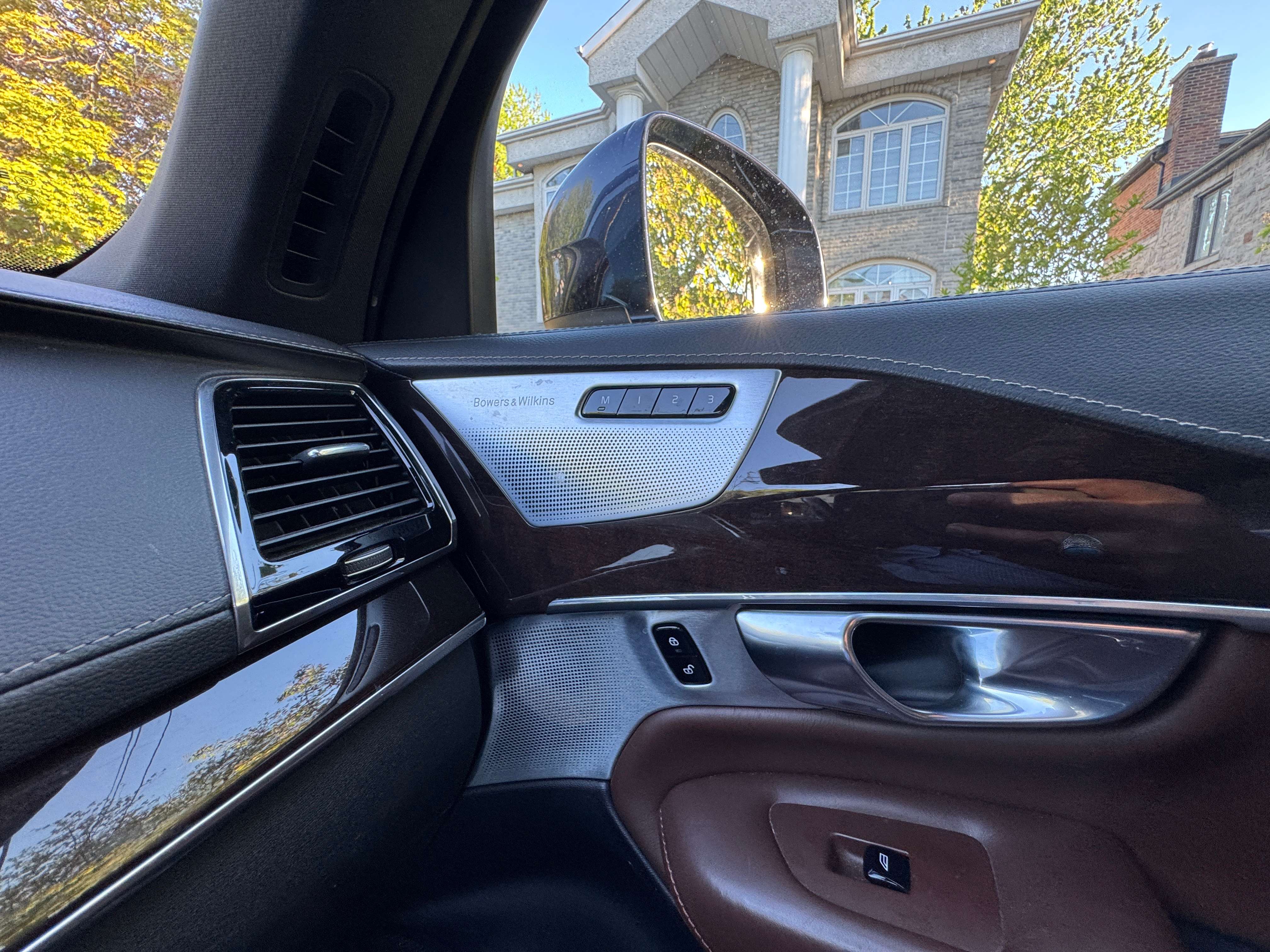 2019 Volvo XC90 Inscription / Fully Loaded / Massage Seats / A1 thumb 41