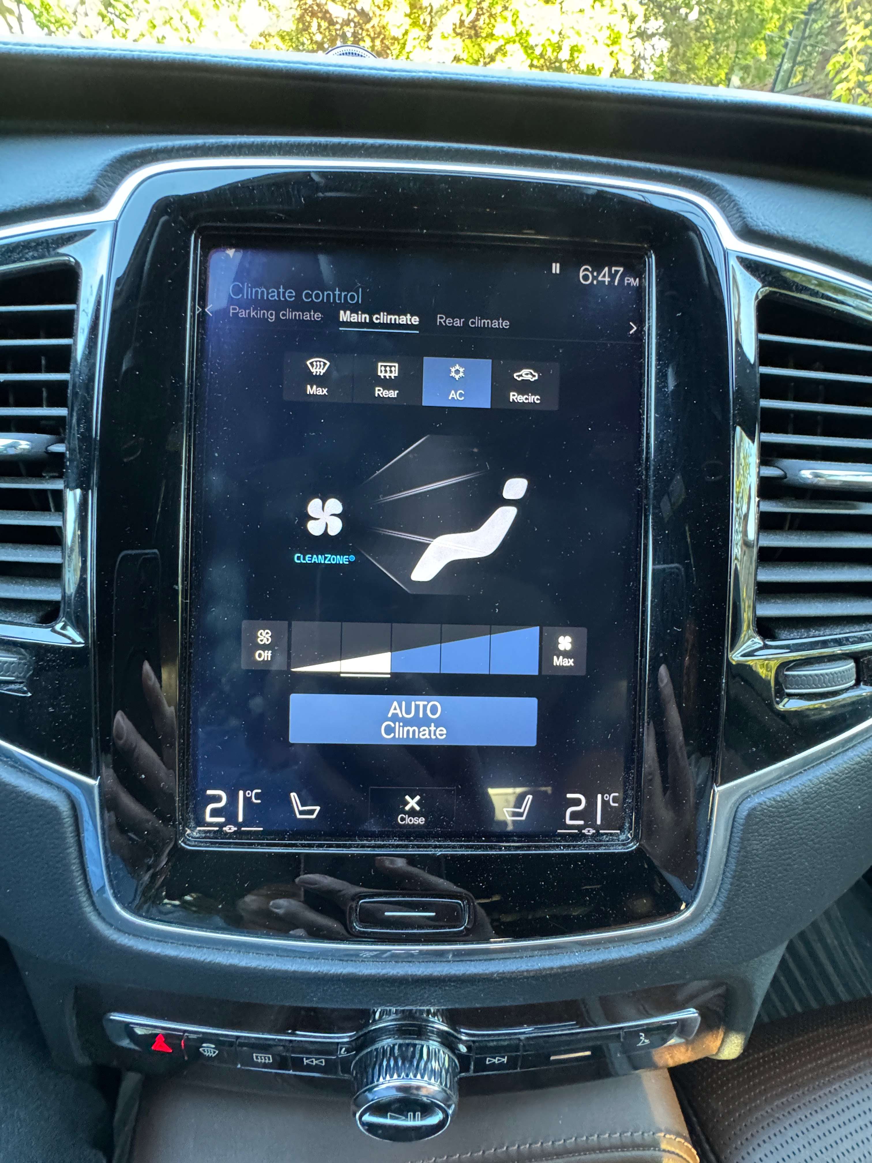 2019 Volvo XC90 Inscription / Fully Loaded / Massage Seats / A1 thumb 30