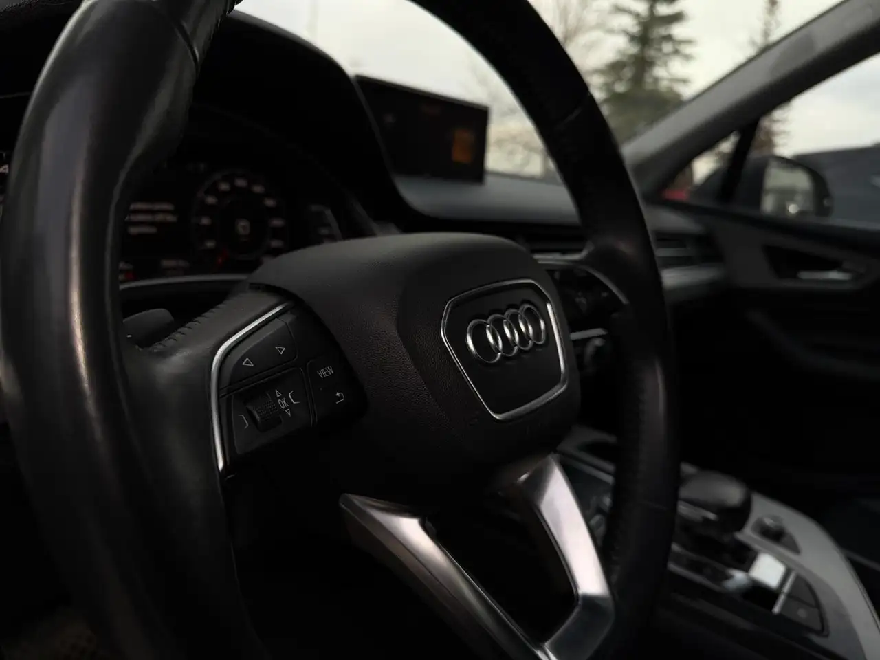 Audi Q7 снимка Audi Q7