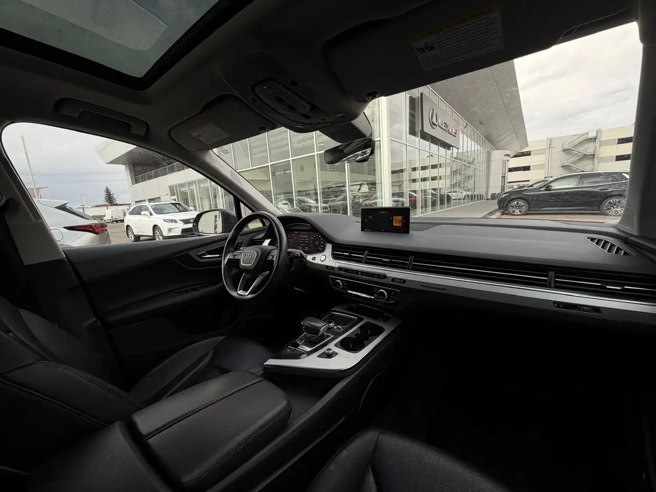 Audi Q7 снимка Audi Q7