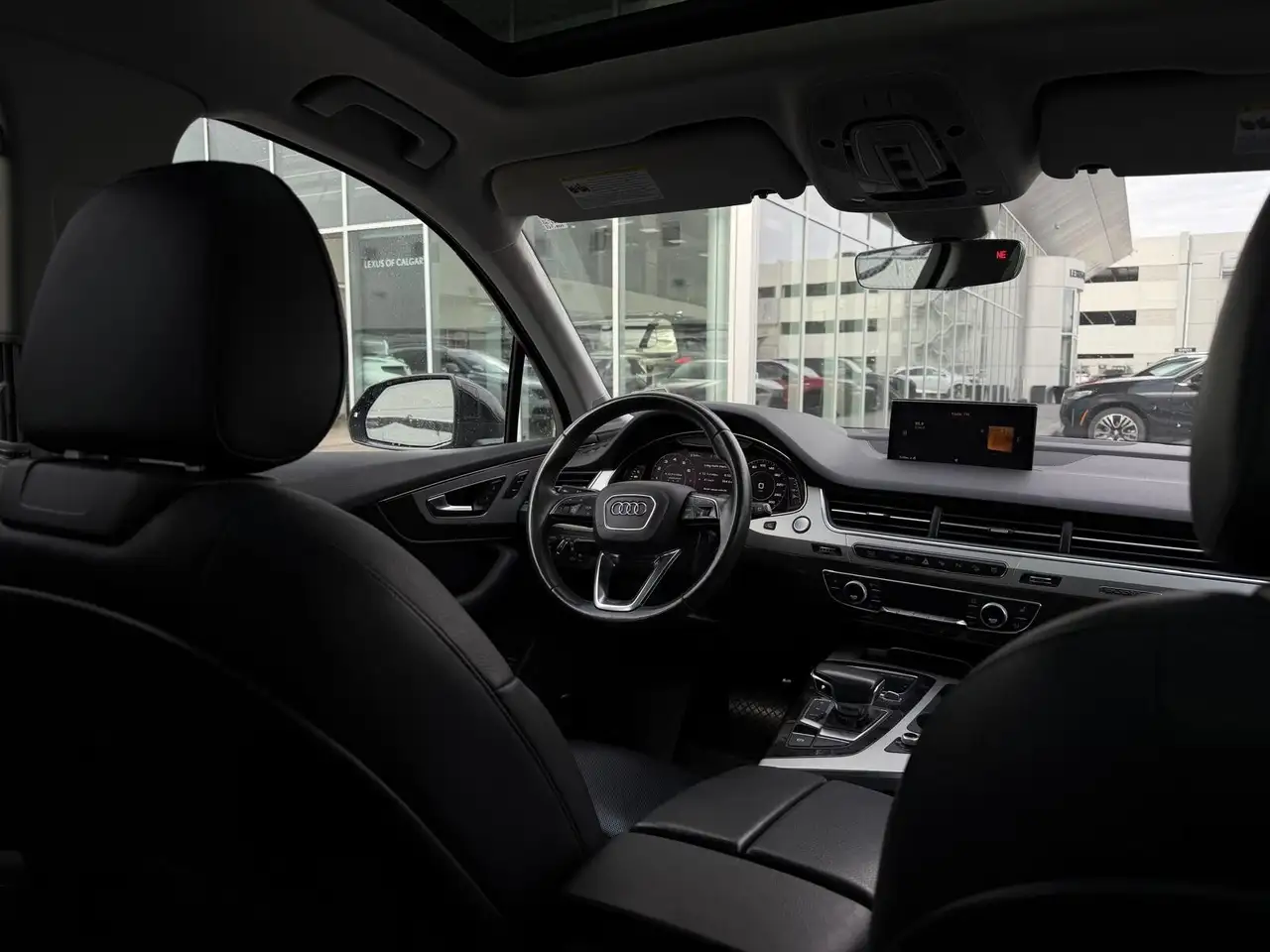 Audi Q7 снимка Audi Q7