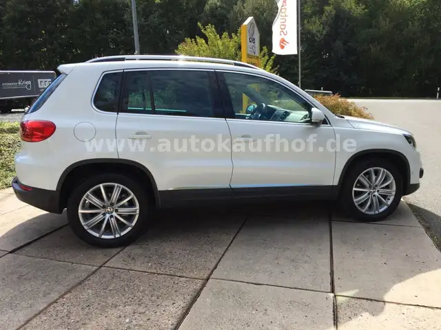Volkswagen Tiguan view 7