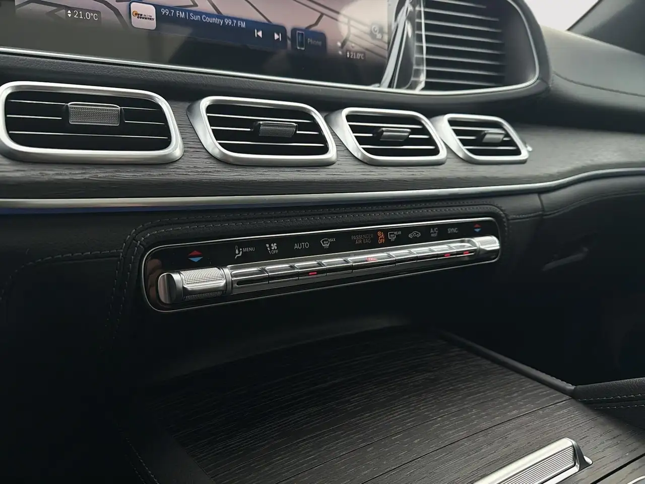 Mercedes-Benz GLE снимка Mercedes-Benz GLE