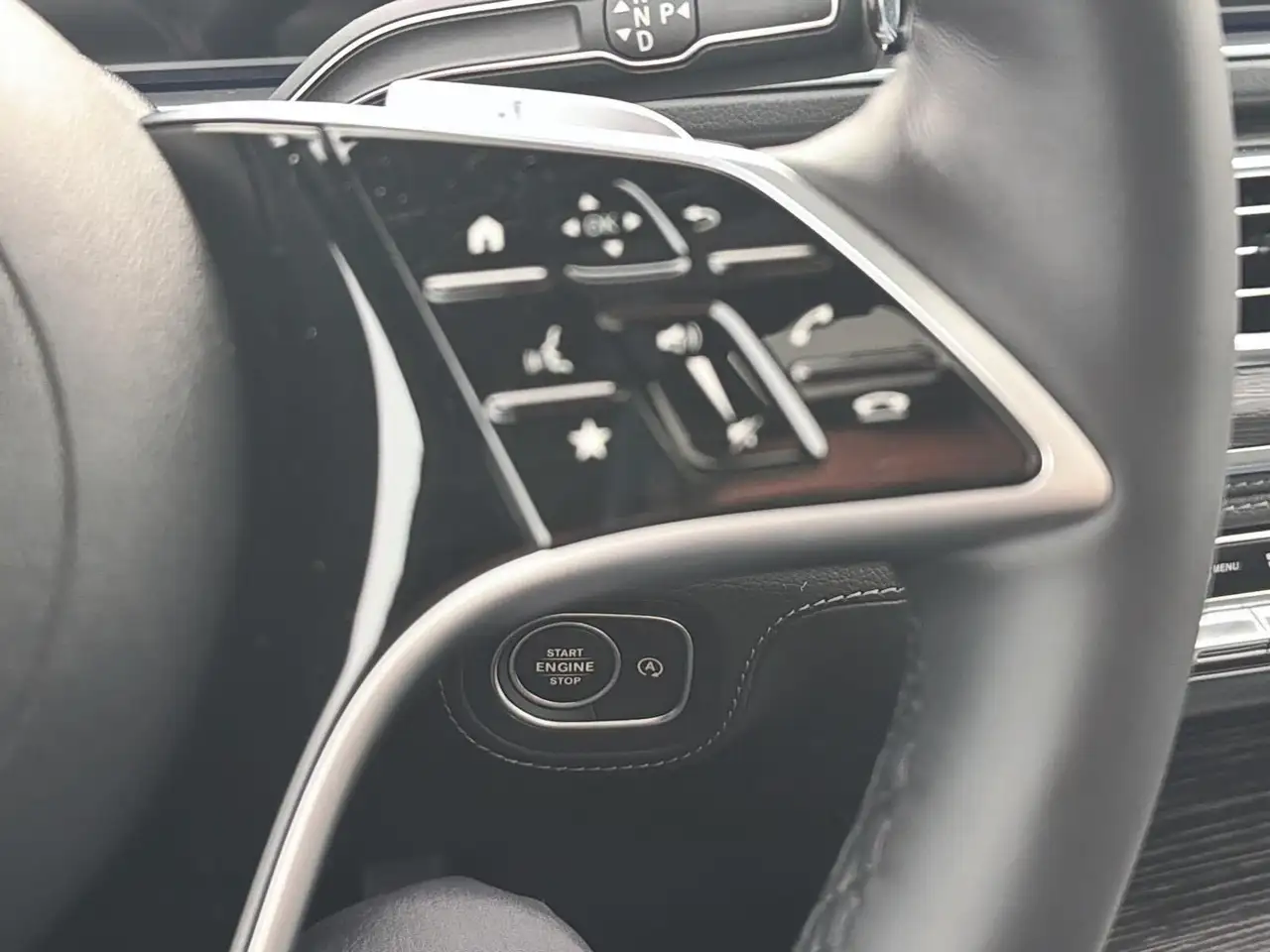 Mercedes-Benz GLE снимка Mercedes-Benz GLE