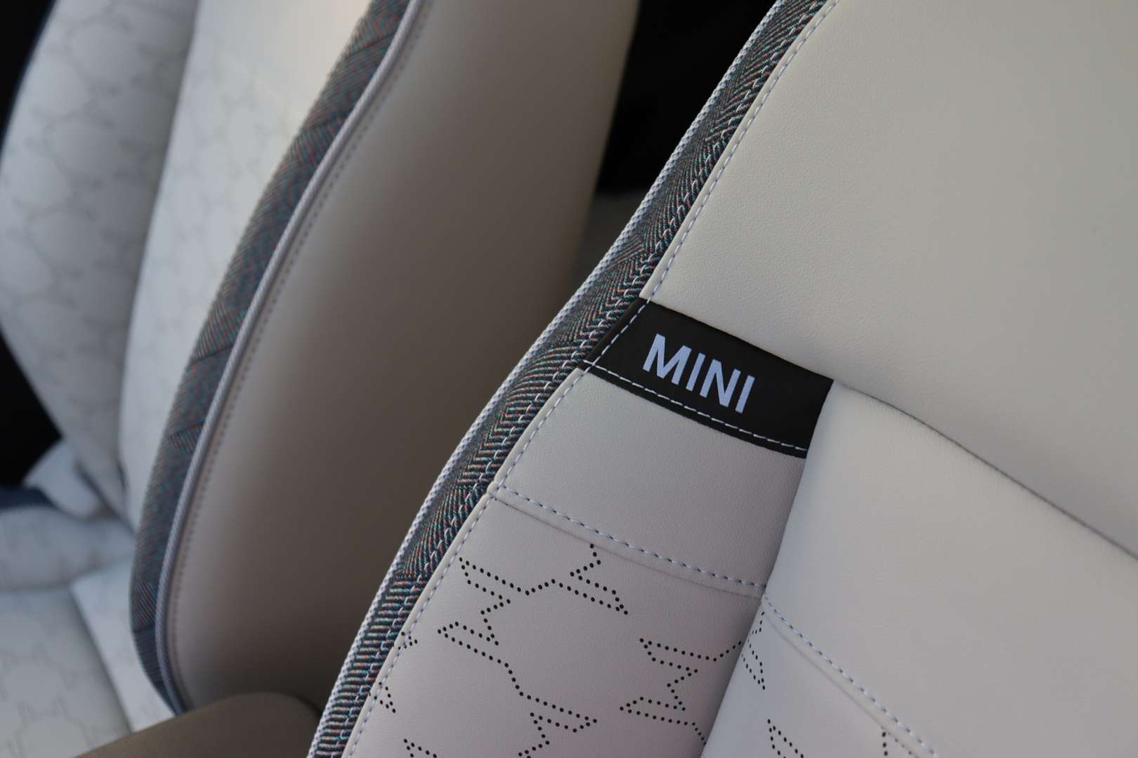 Mini Aceman Classic Cooper E -  - Joinsteer - #4