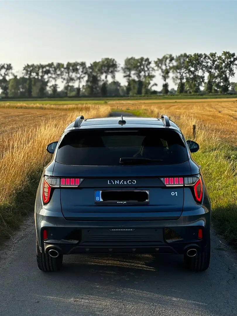 Lynk & Co 01 PHEV - 2
