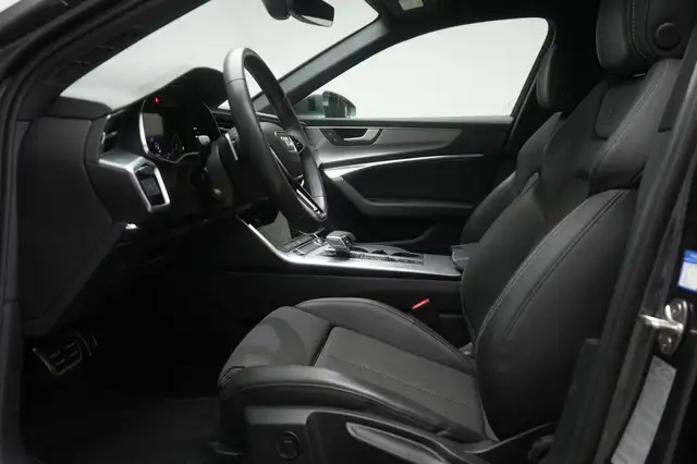 Audi A6 view 10