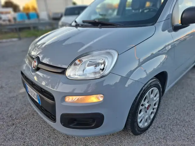 Fiat Panda view 4