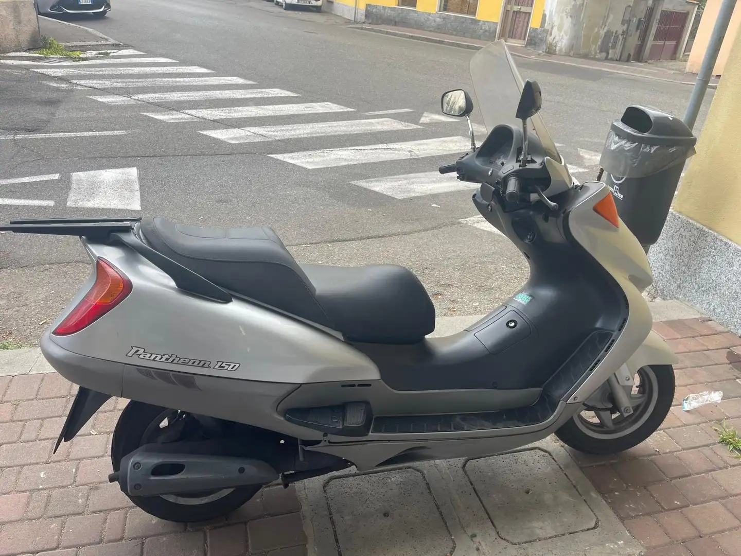 Honda Pantheon 150 Pantheon 150 (1998 - 02) Grijs - 2