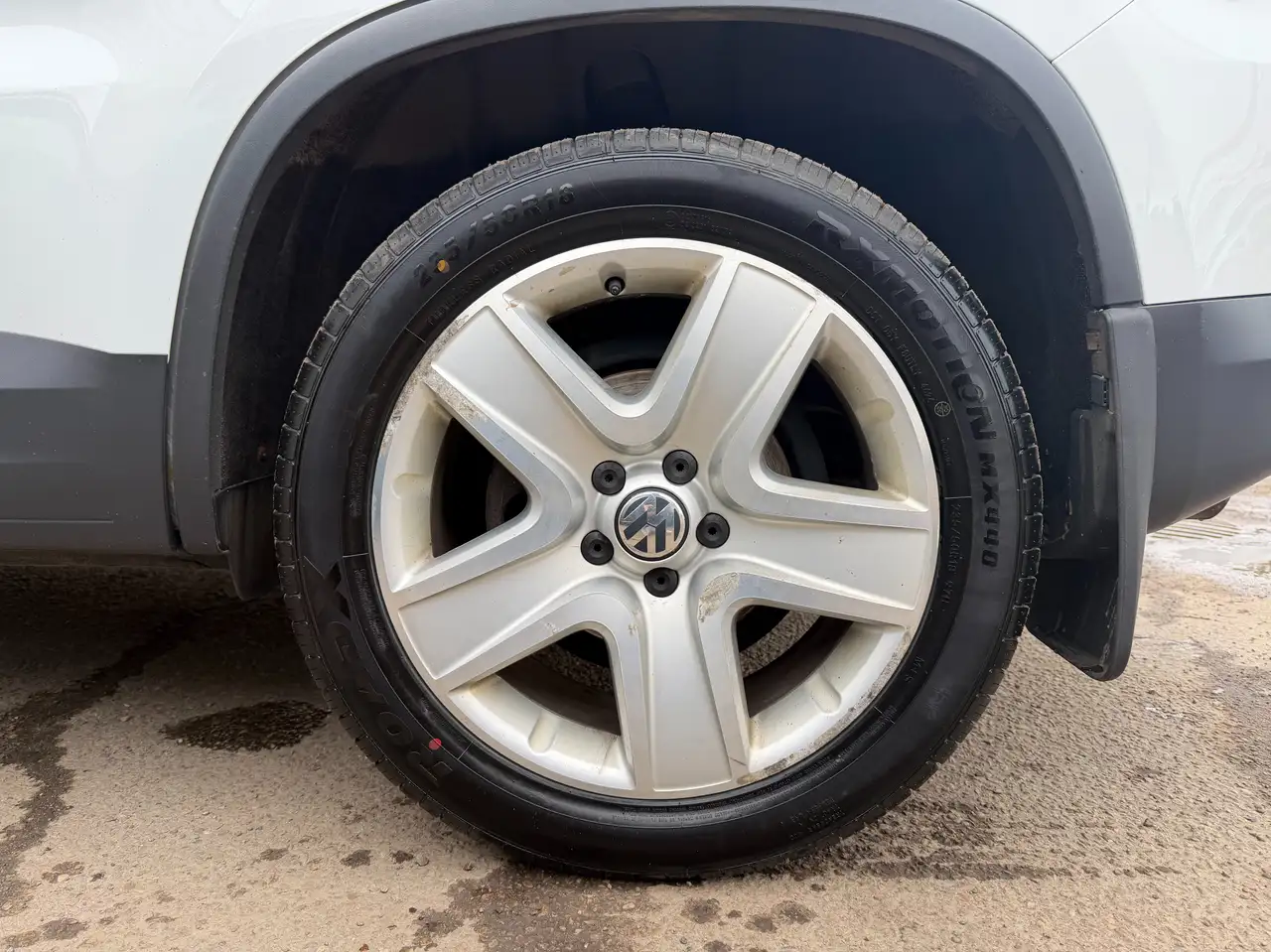 Volkswagen Tiguan снимка Volkswagen Tiguan