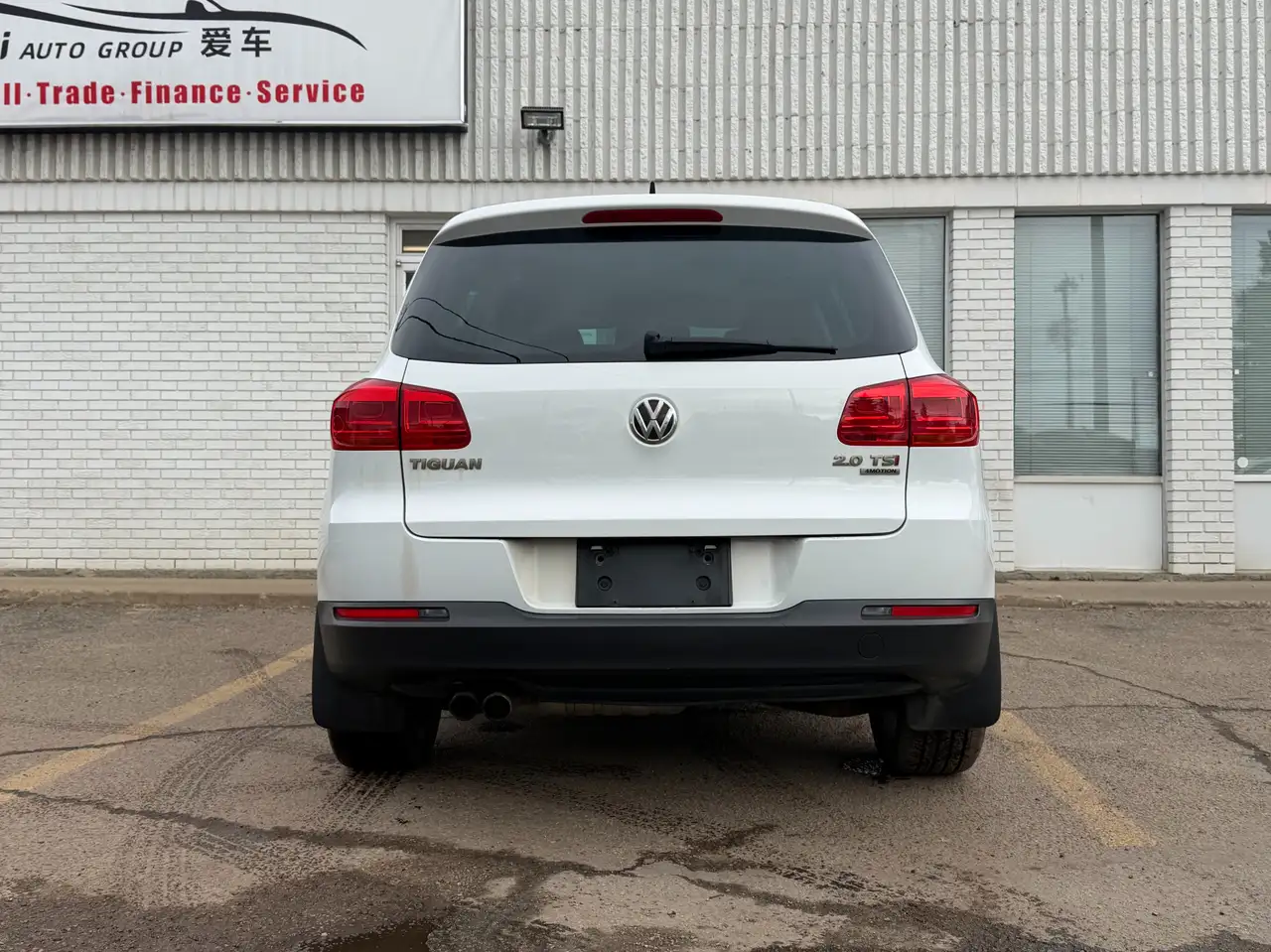 Volkswagen Tiguan снимка Volkswagen Tiguan
