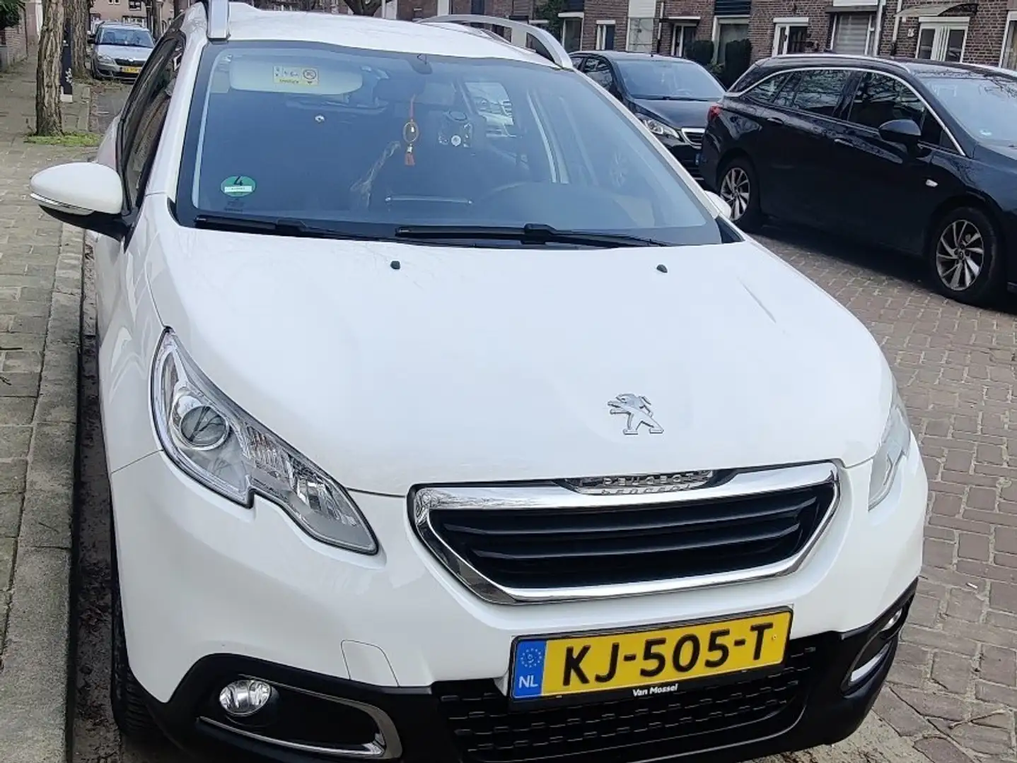 Peugeot 2008 PureTech 110 Style - 1