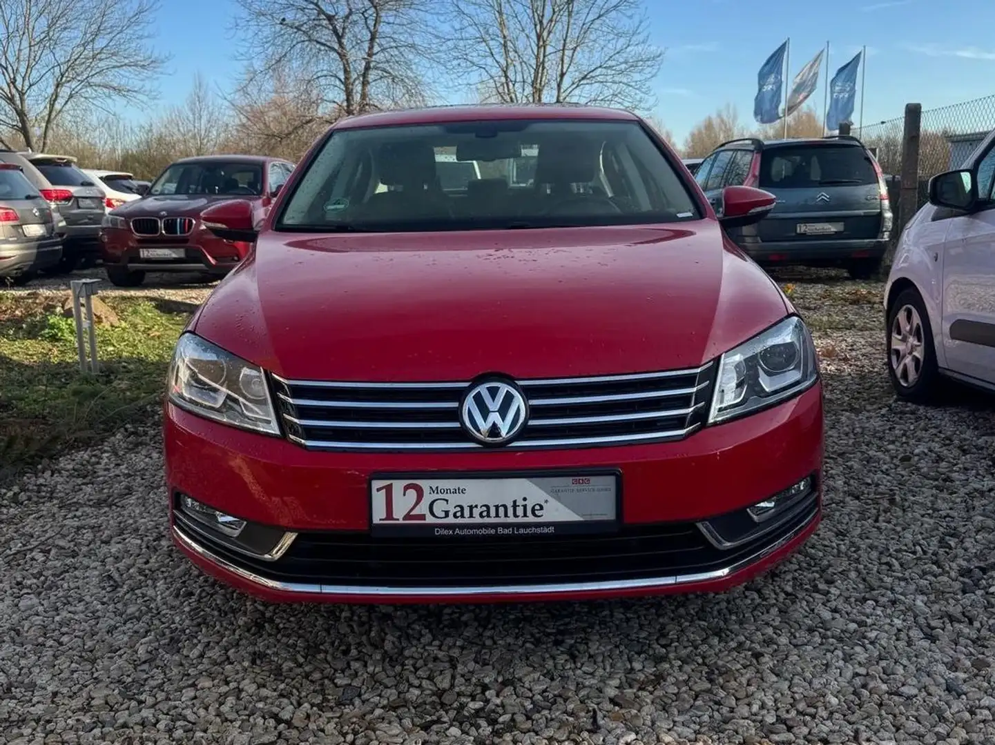 Volkswagen Passat Lim.Aut.*Xenon*Garantie*TÜV+Service* Rot - 2