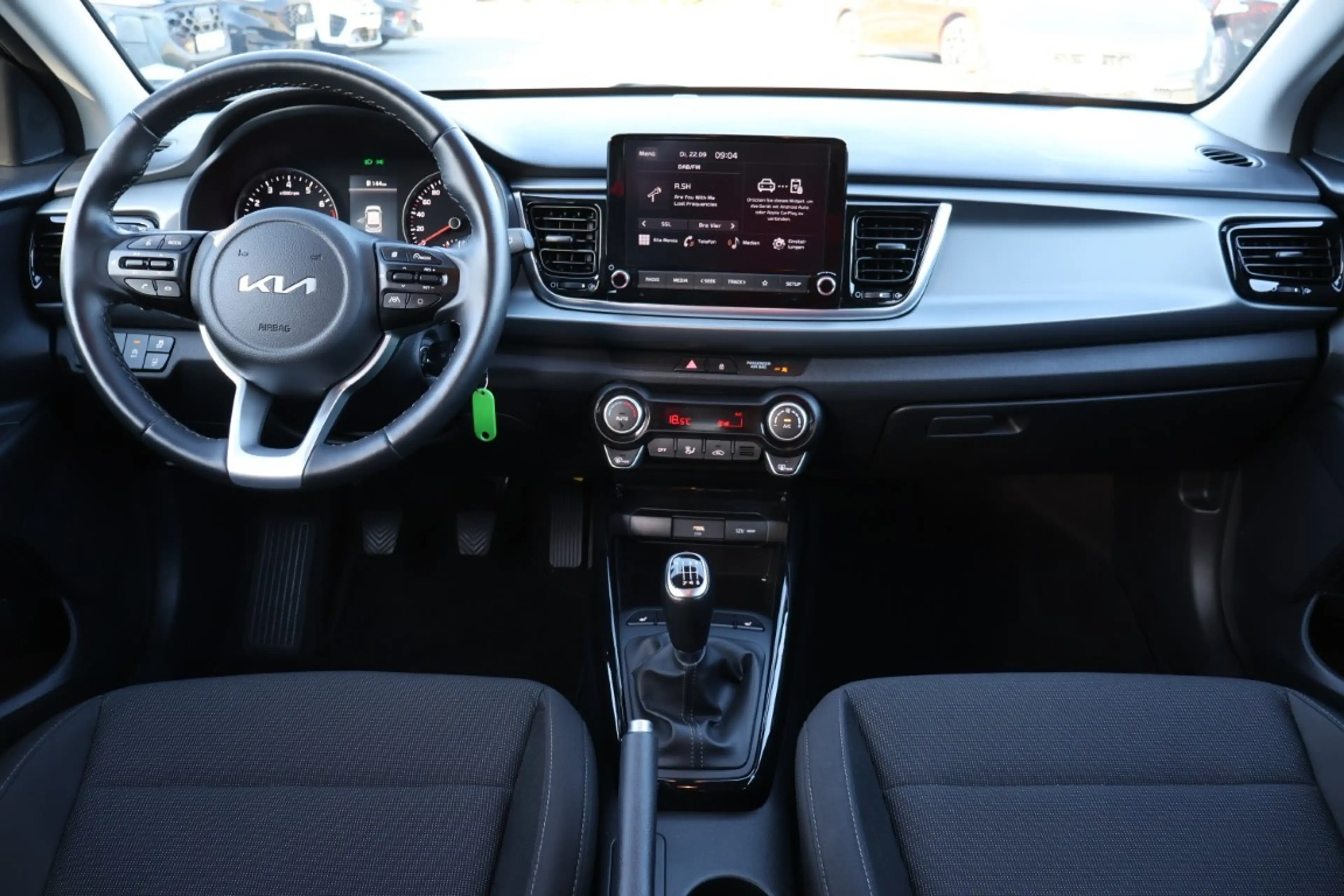Kia Rio Vision LED Navi Sitzheizung DAB Kamera PDC — photo 13