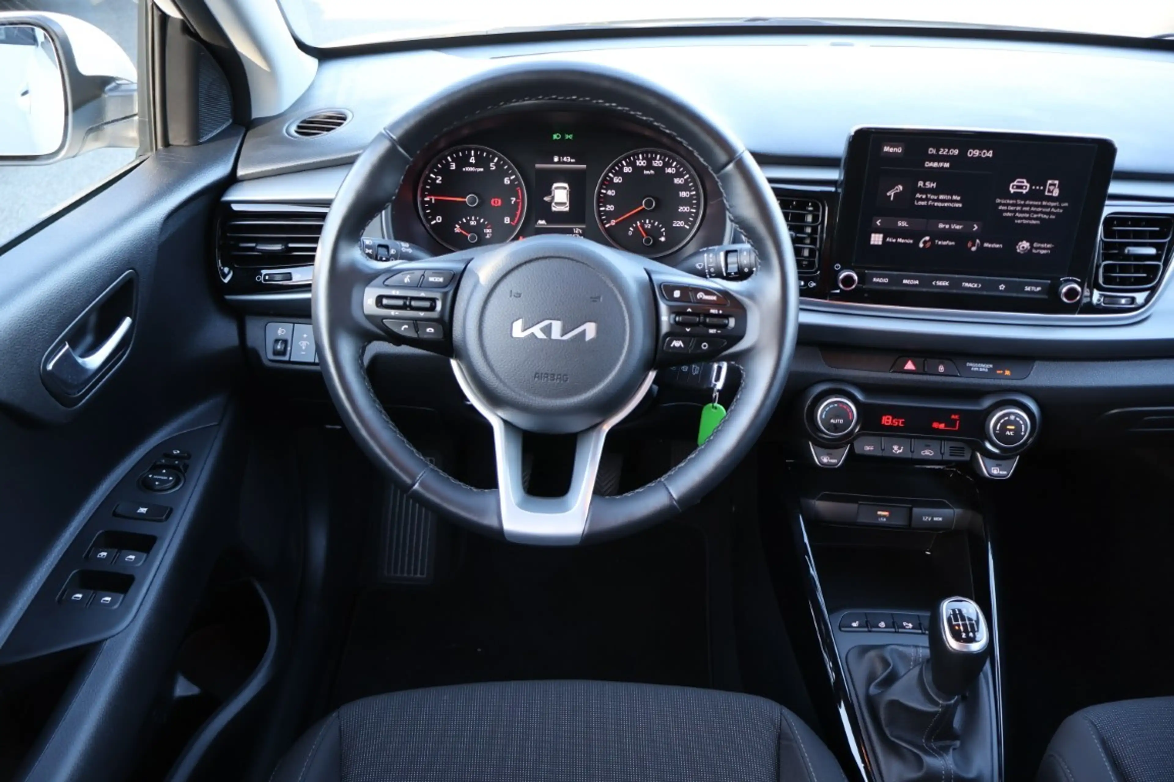 Kia Rio Vision LED Navi Sitzheizung DAB Kamera PDC — photo 14