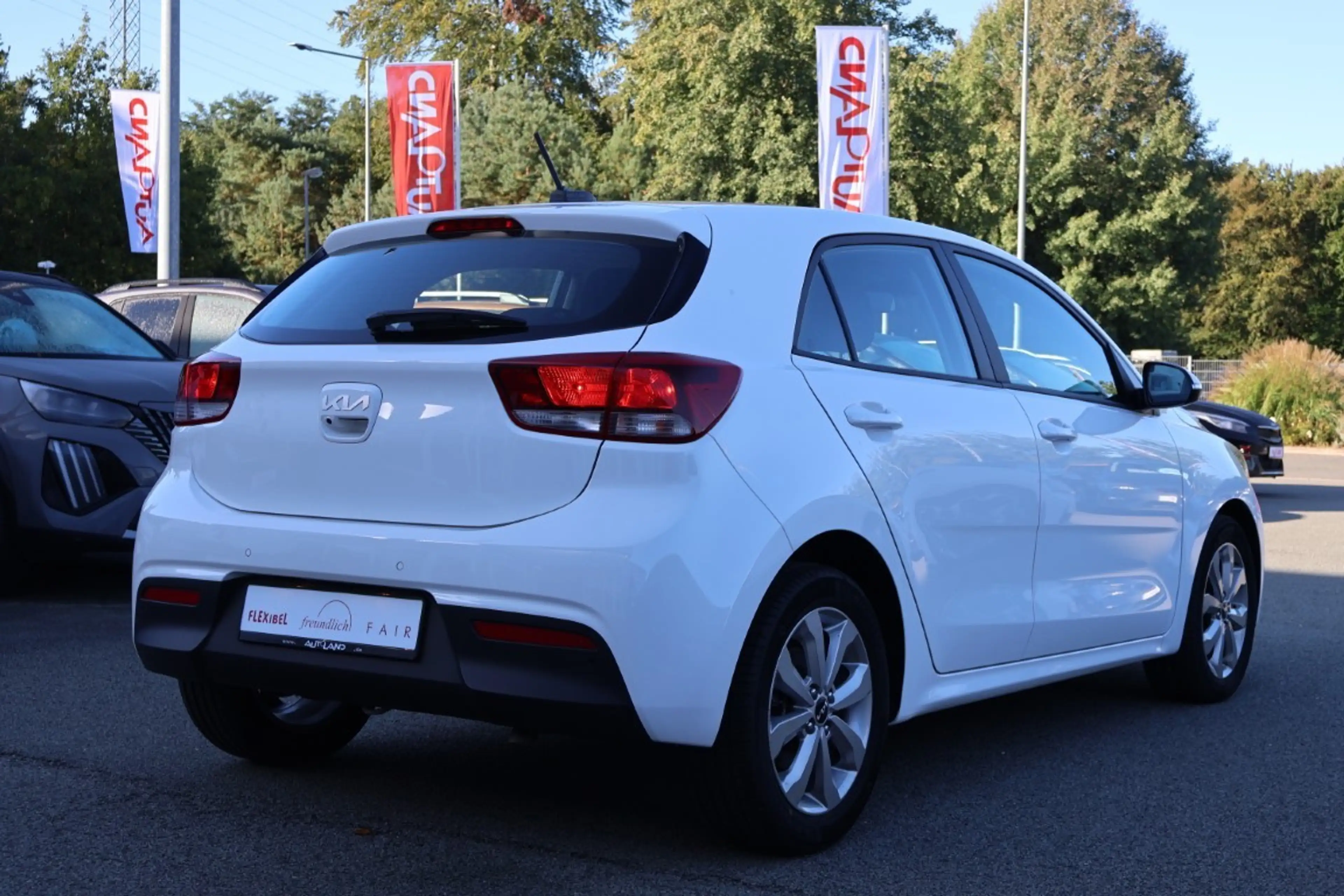 Kia Rio Vision LED Navi Sitzheizung DAB Kamera PDC — photo 6