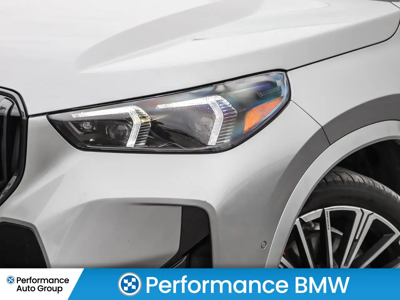 BMW X1 снимка BMW X1
